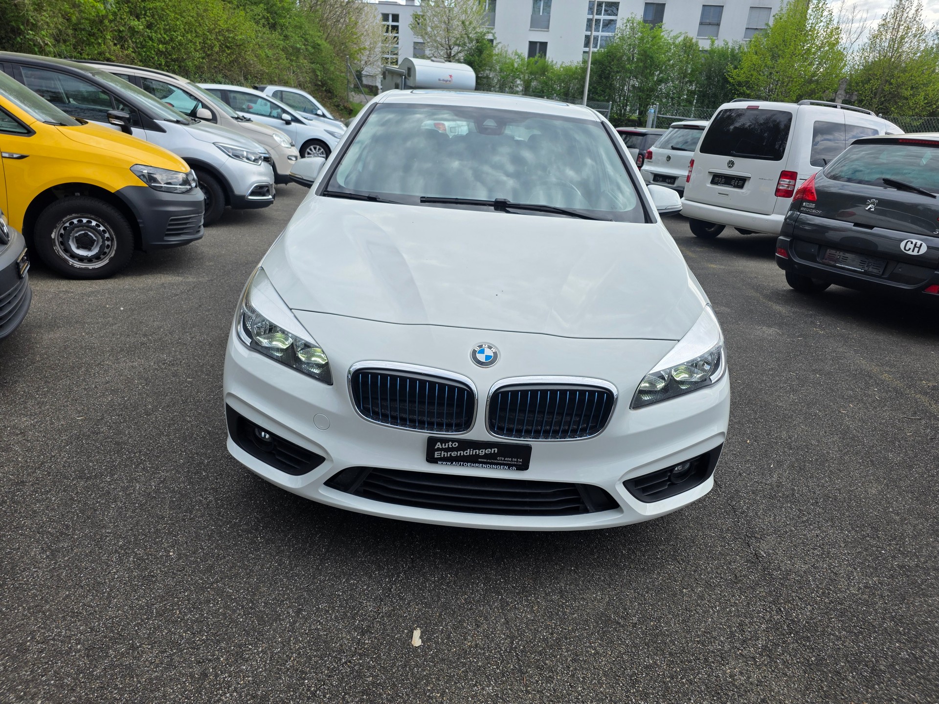 BMW 225xe iPerformance Active Tourer Steptronic-image-1