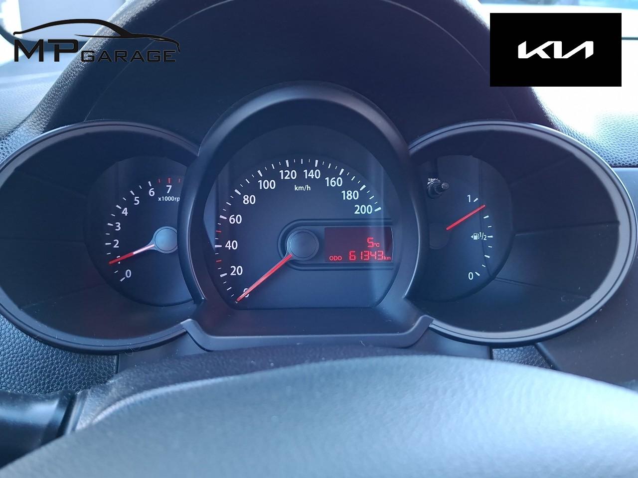 KIA Picanto 1.0 12V Trend-image-8