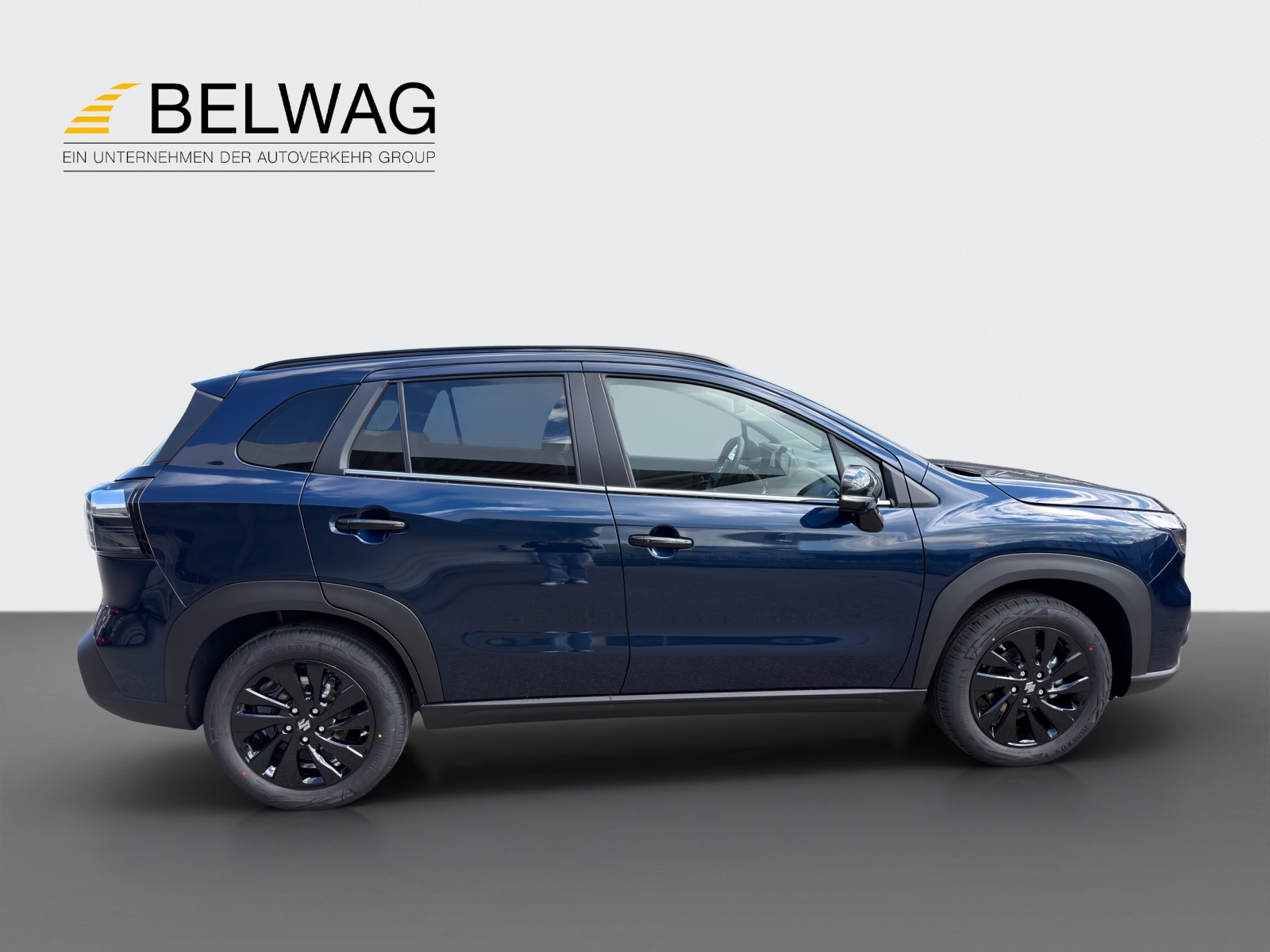SUZUKI S-Cross 1.4T/110 Black Edition Top Hybrid 4x4-image-6