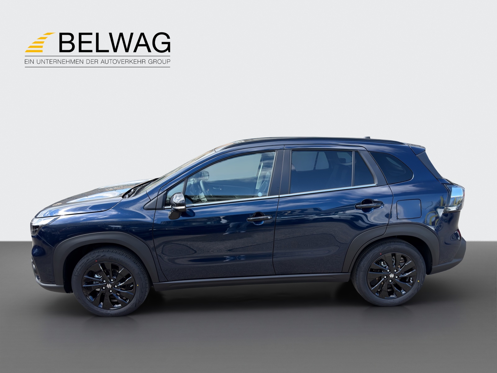 SUZUKI S-Cross 1.4T/110 Black Edition Top Hybrid 4x4-image-2