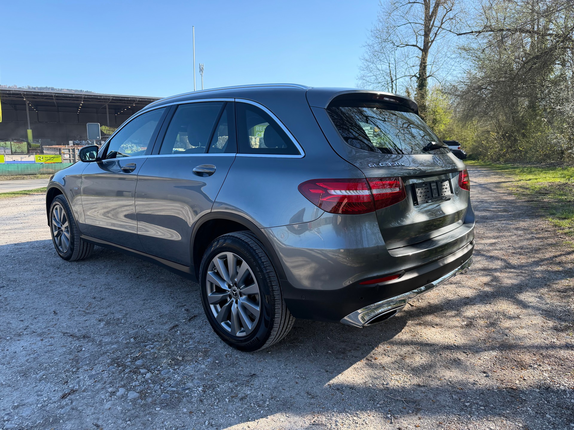 MERCEDES-BENZ GLC 350 e 4Matic 7G-Tronic-image-2