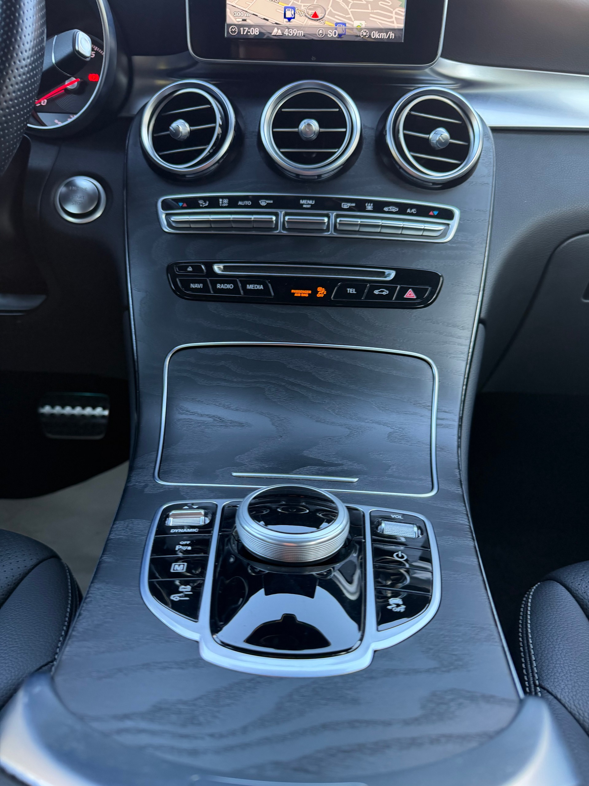 MERCEDES-BENZ GLC 350 e 4Matic 7G-Tronic-image-11