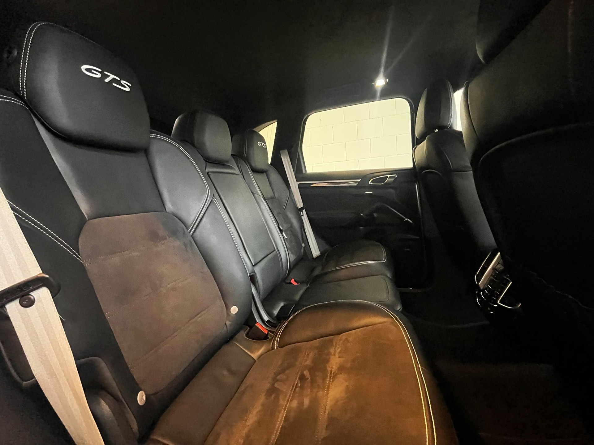 PORSCHE Cayenne GTS-image-15