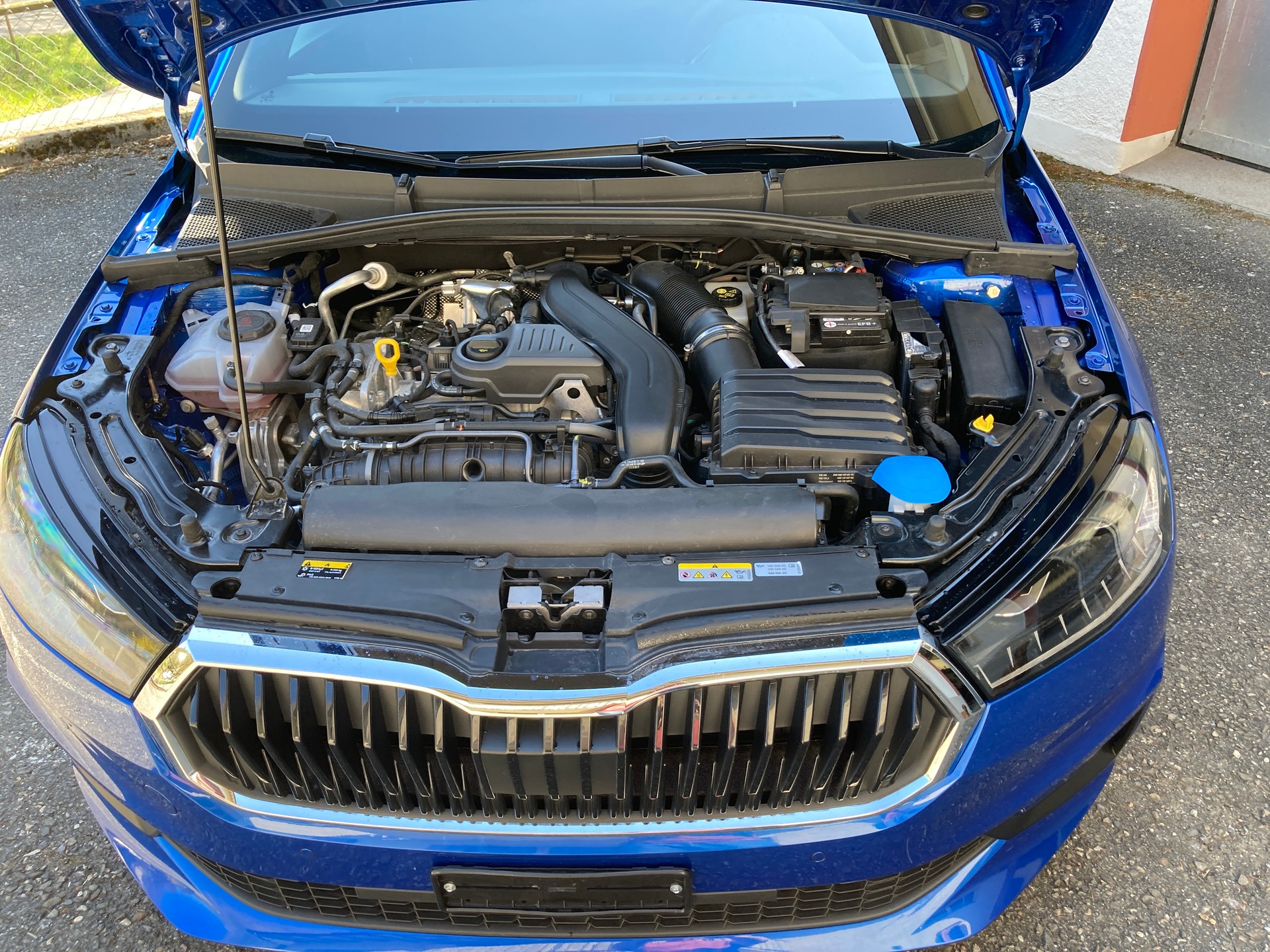 SKODA Fabia 1.5 TSI Dynamic DSG-image-4