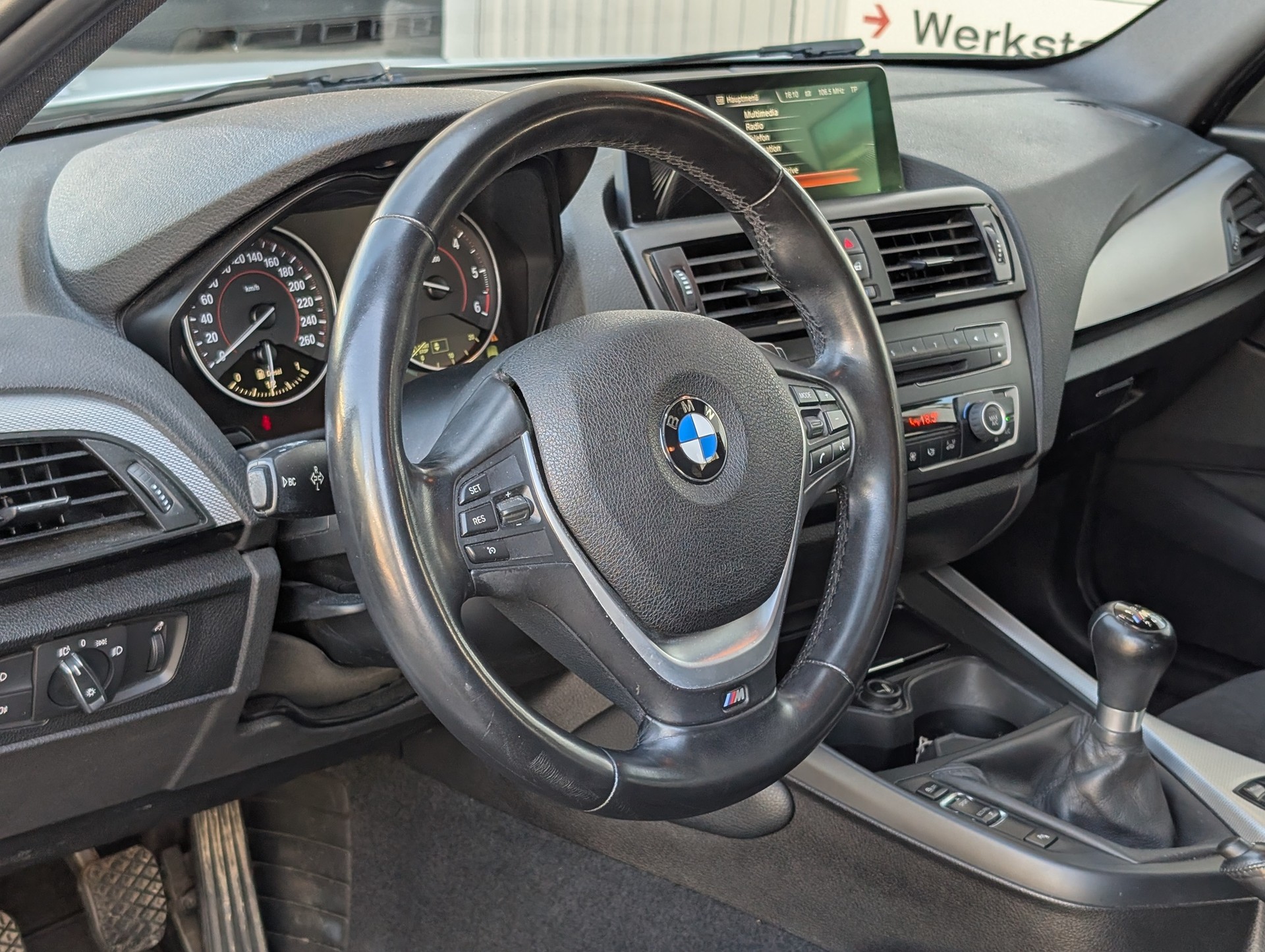 BMW 118d M-Sportpaket-image-15