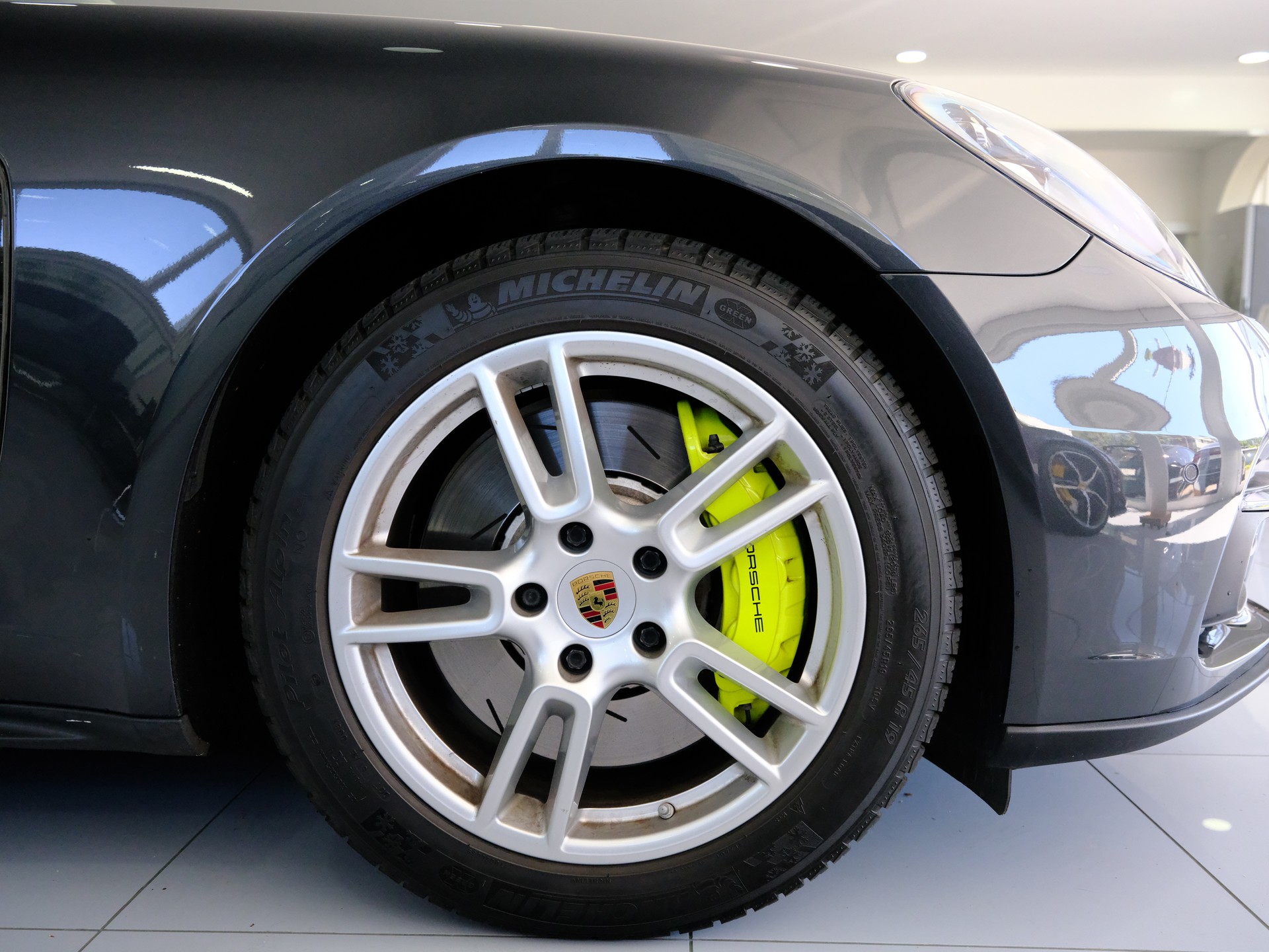 PORSCHE Panamera 4 E-Hybrid PDK-image-17