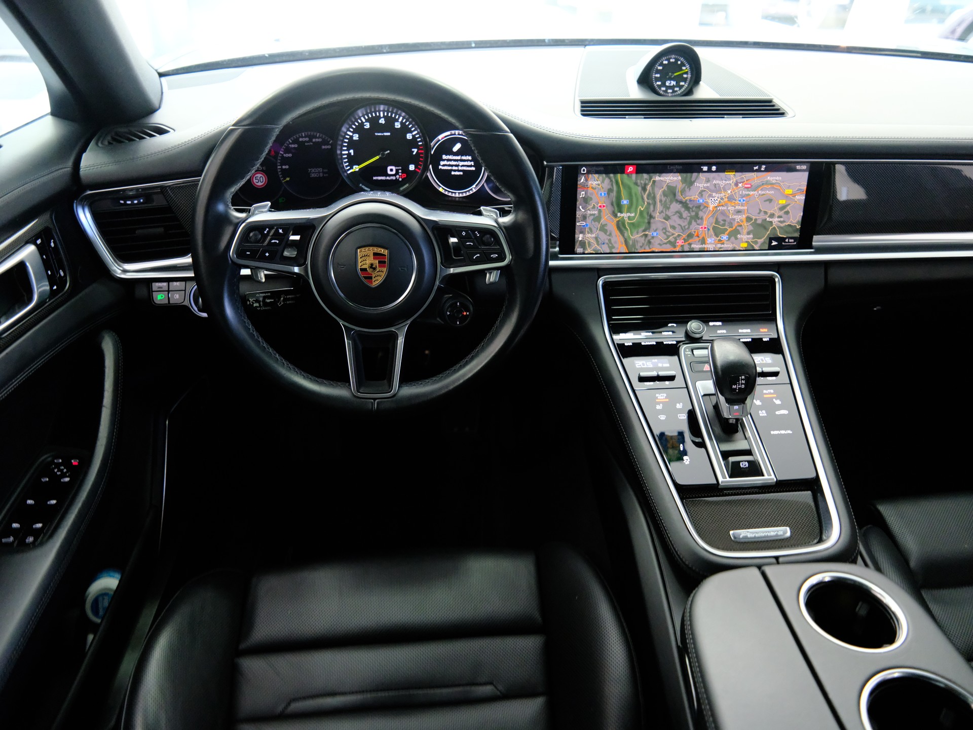 PORSCHE Panamera 4 E-Hybrid PDK-image-11