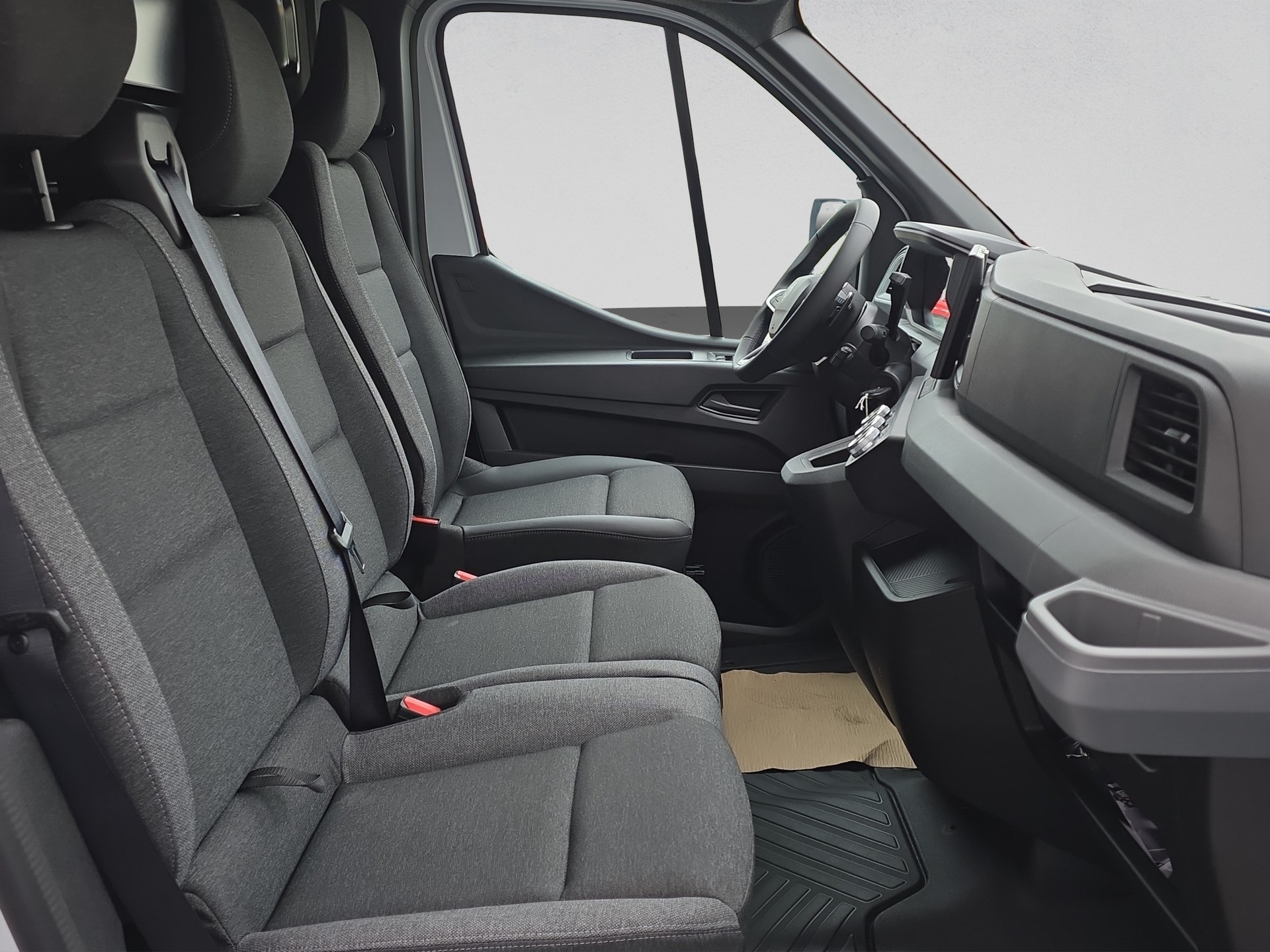RENAULT Master T35 2.0 Blue dCi 150 L2H2 Automat-image-9