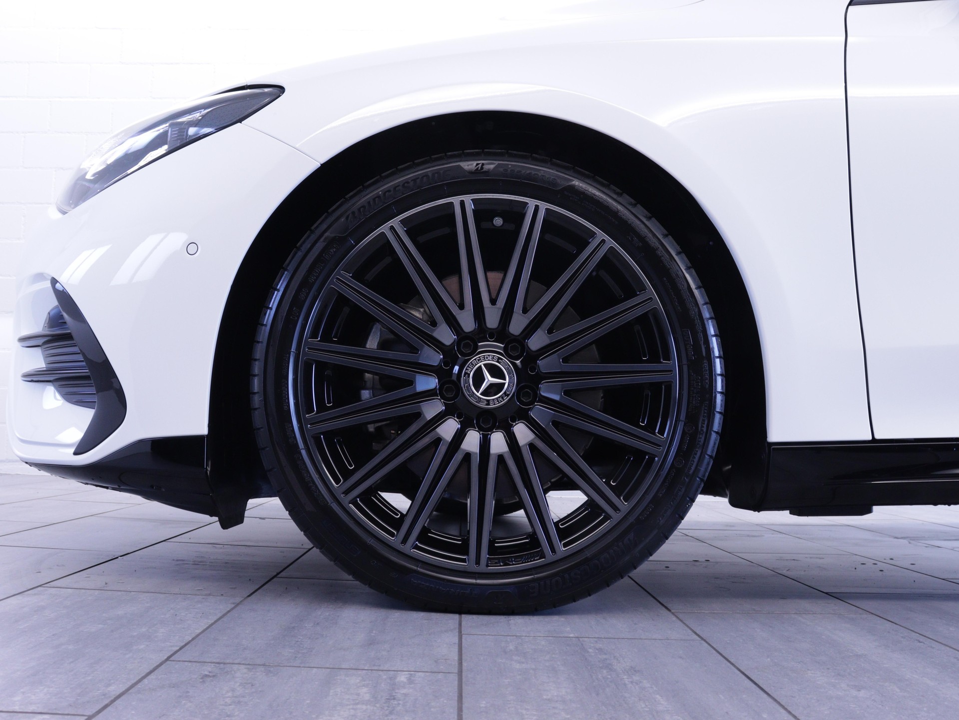 MERCEDES-BENZ CLA 220 AMG Line 4matic-image-14