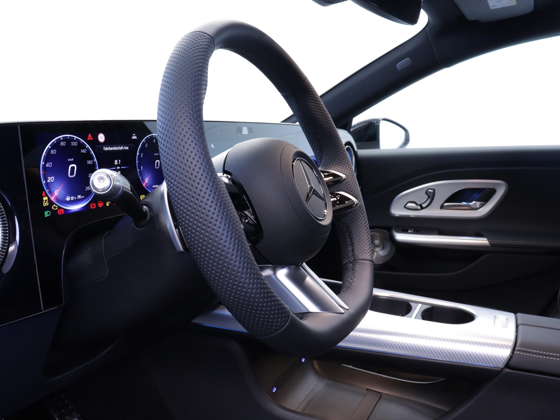 MERCEDES-BENZ CLA 220 AMG Line 4matic-image-6