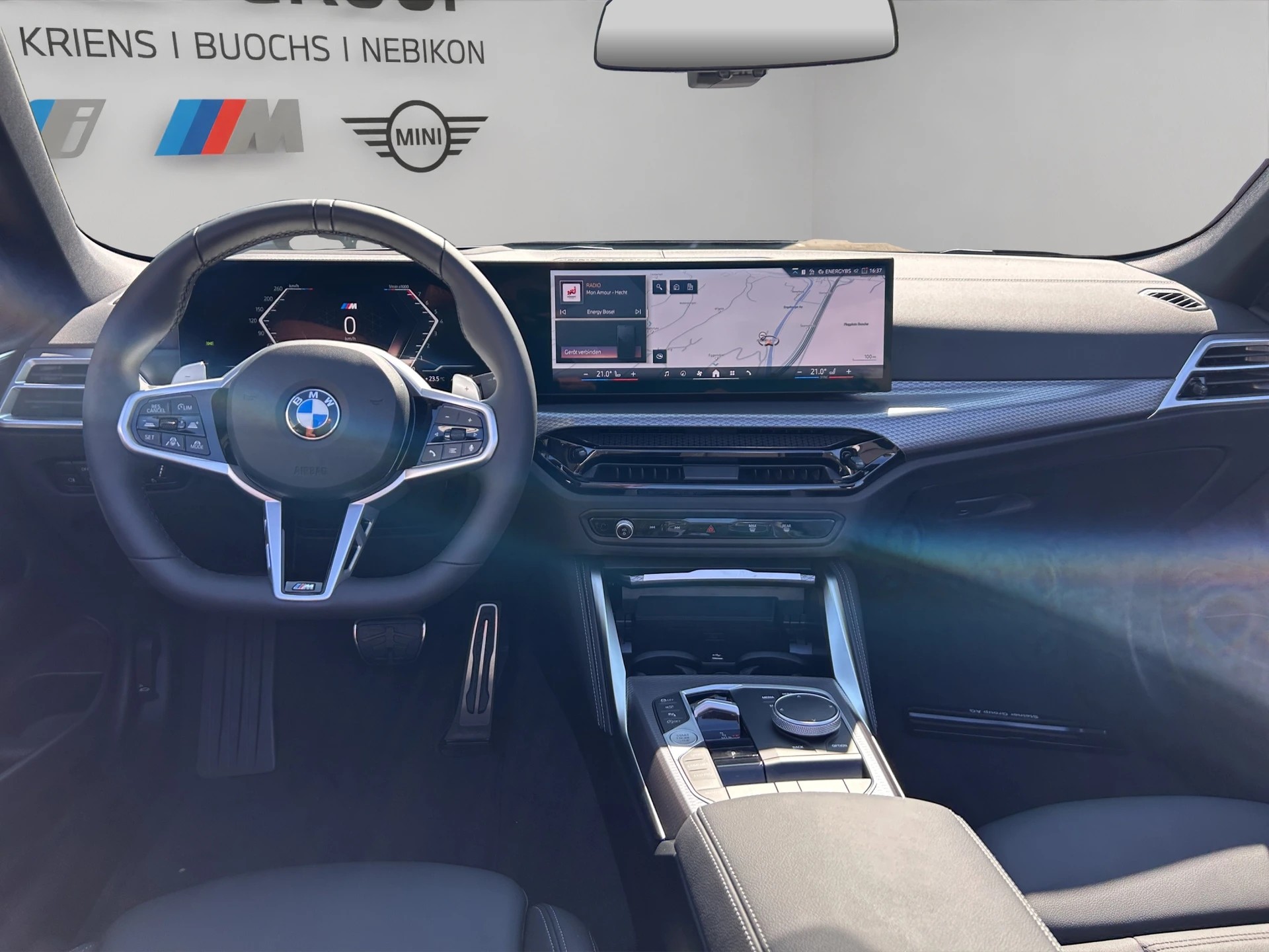 BMW 420i Cabriolet M Sport Pro Steptronic-image-11