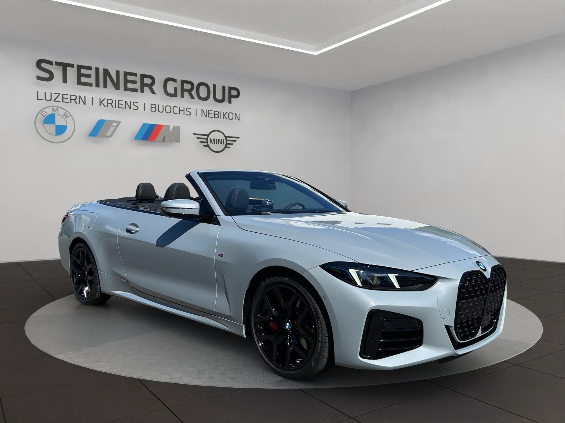 BMW 420i Cabriolet M Sport Pro Steptronic-image-2