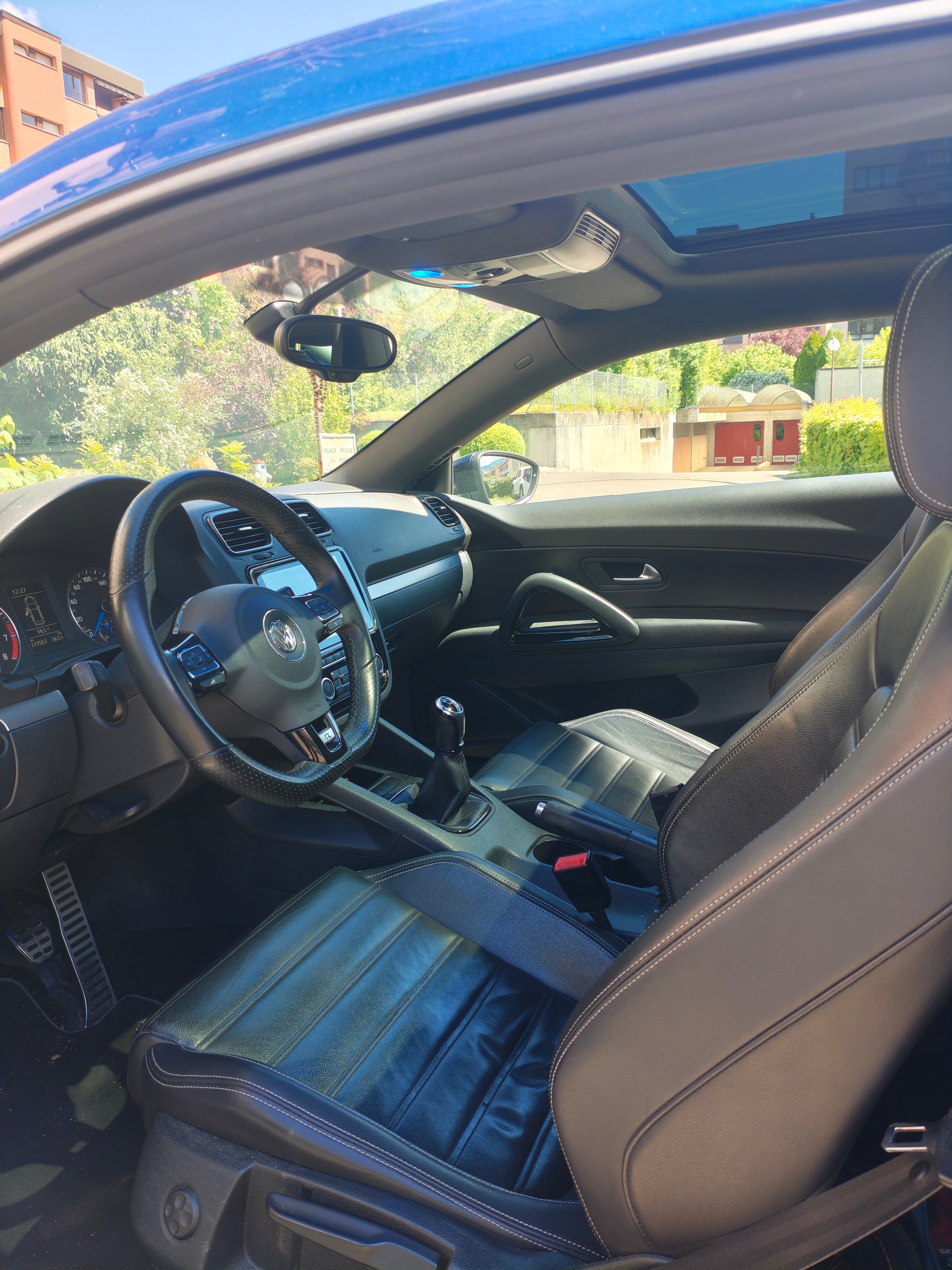 VW 2.0 TSI R-image-4