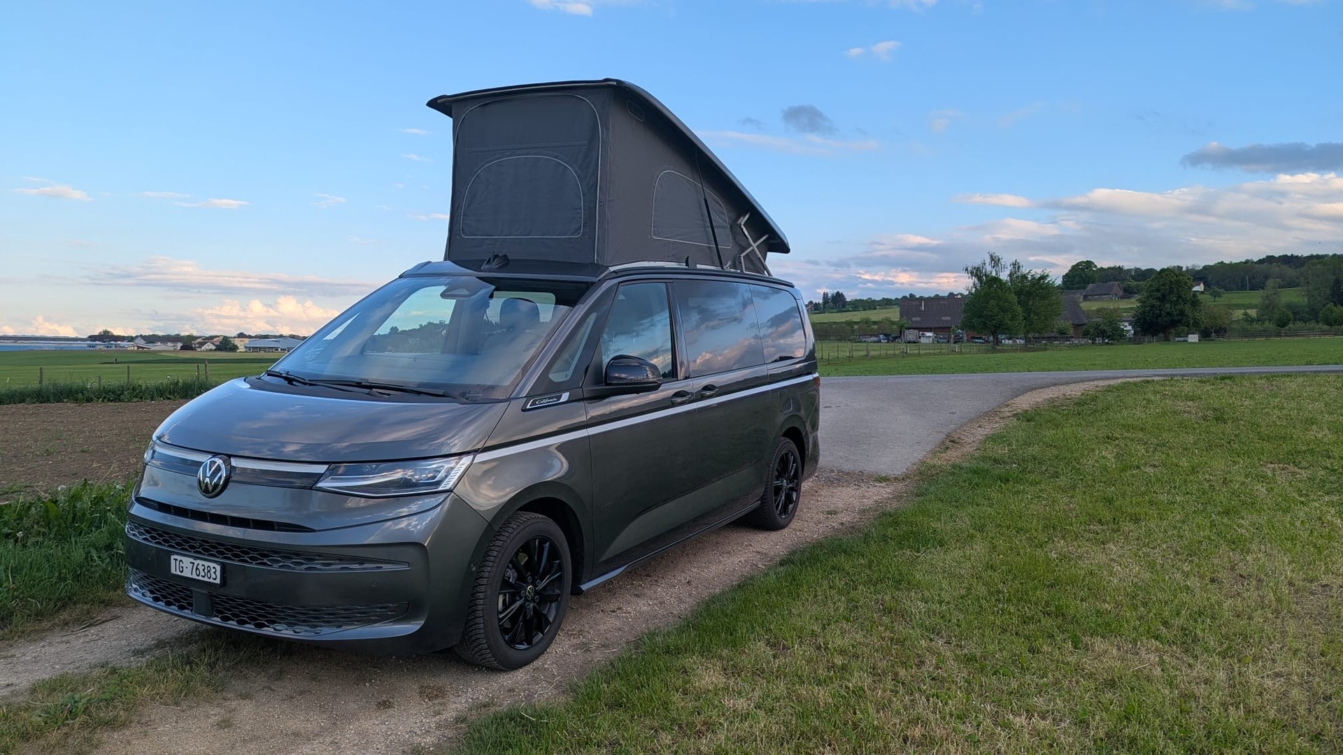VW 1.5 TSI eHybrid Beach DSG-image-1