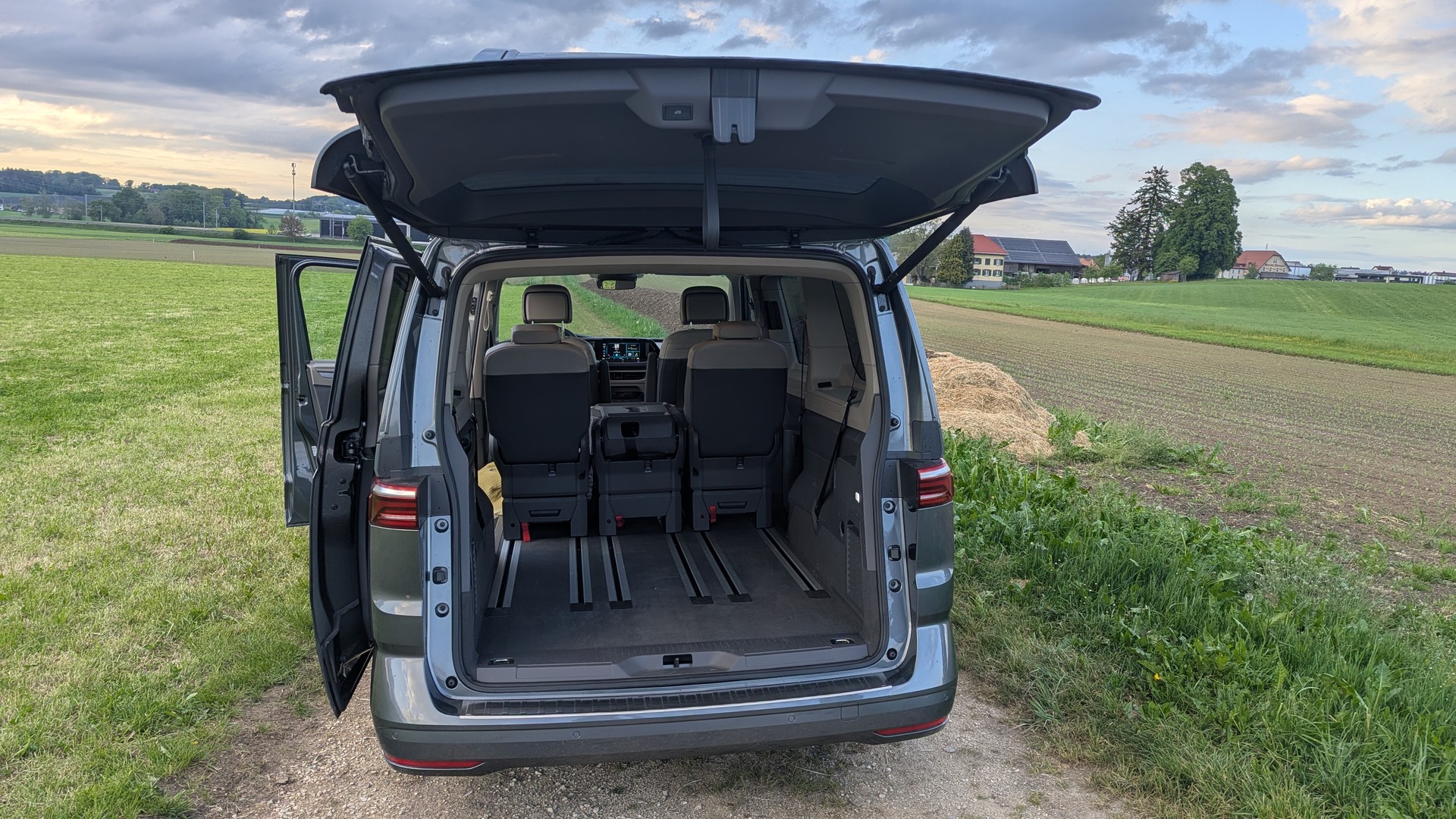 VW 1.5 TSI eHybrid Beach DSG-image-5