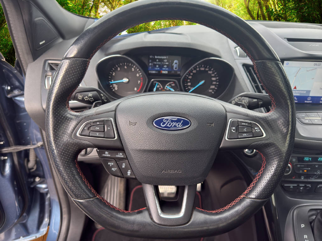 FORD Kuga 2.0 EcoB ST-Line-image-7