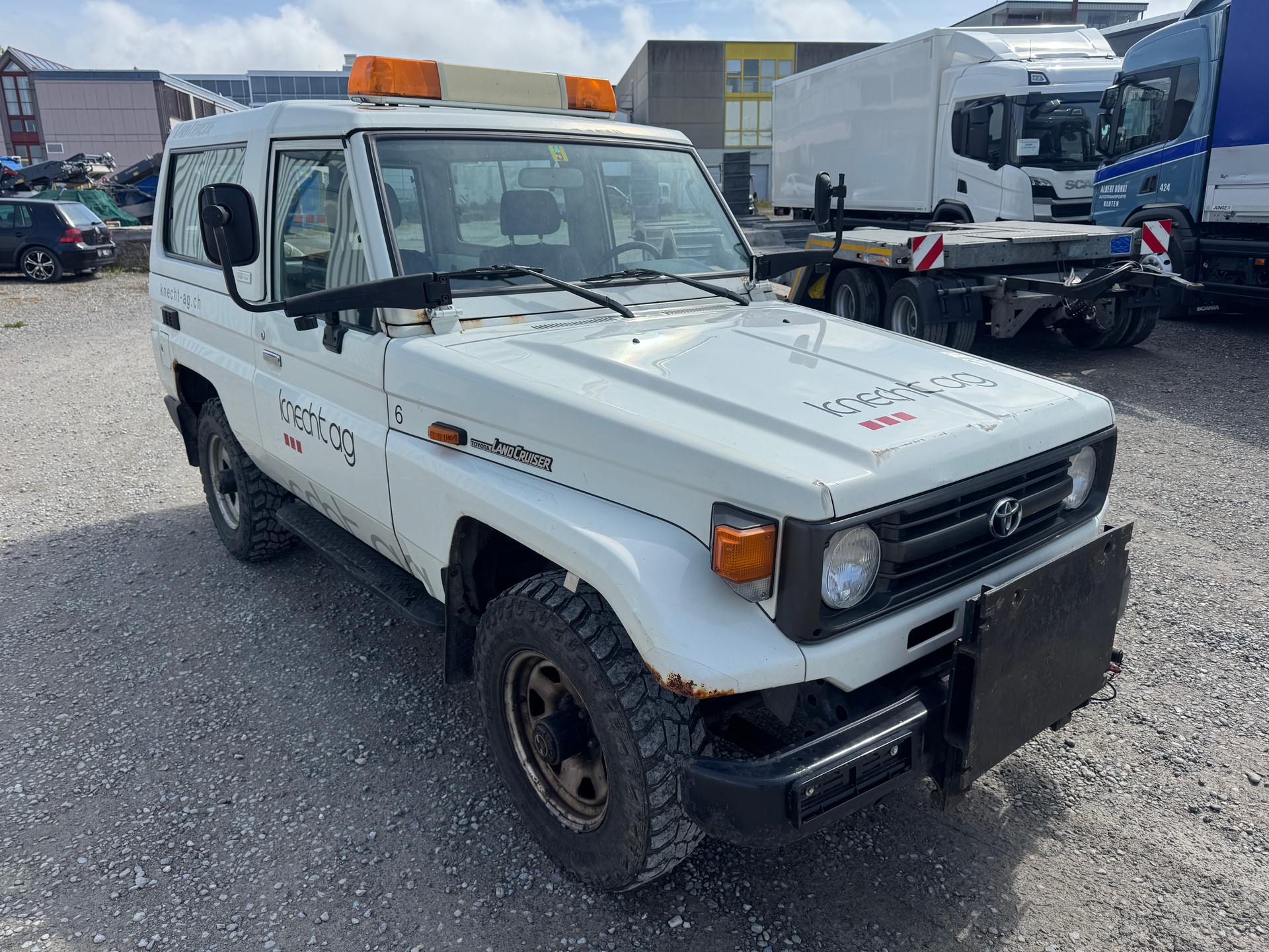 TOYOTA Land Cruiser 400 FRP-Top 4.2 D HZJ73-image-0