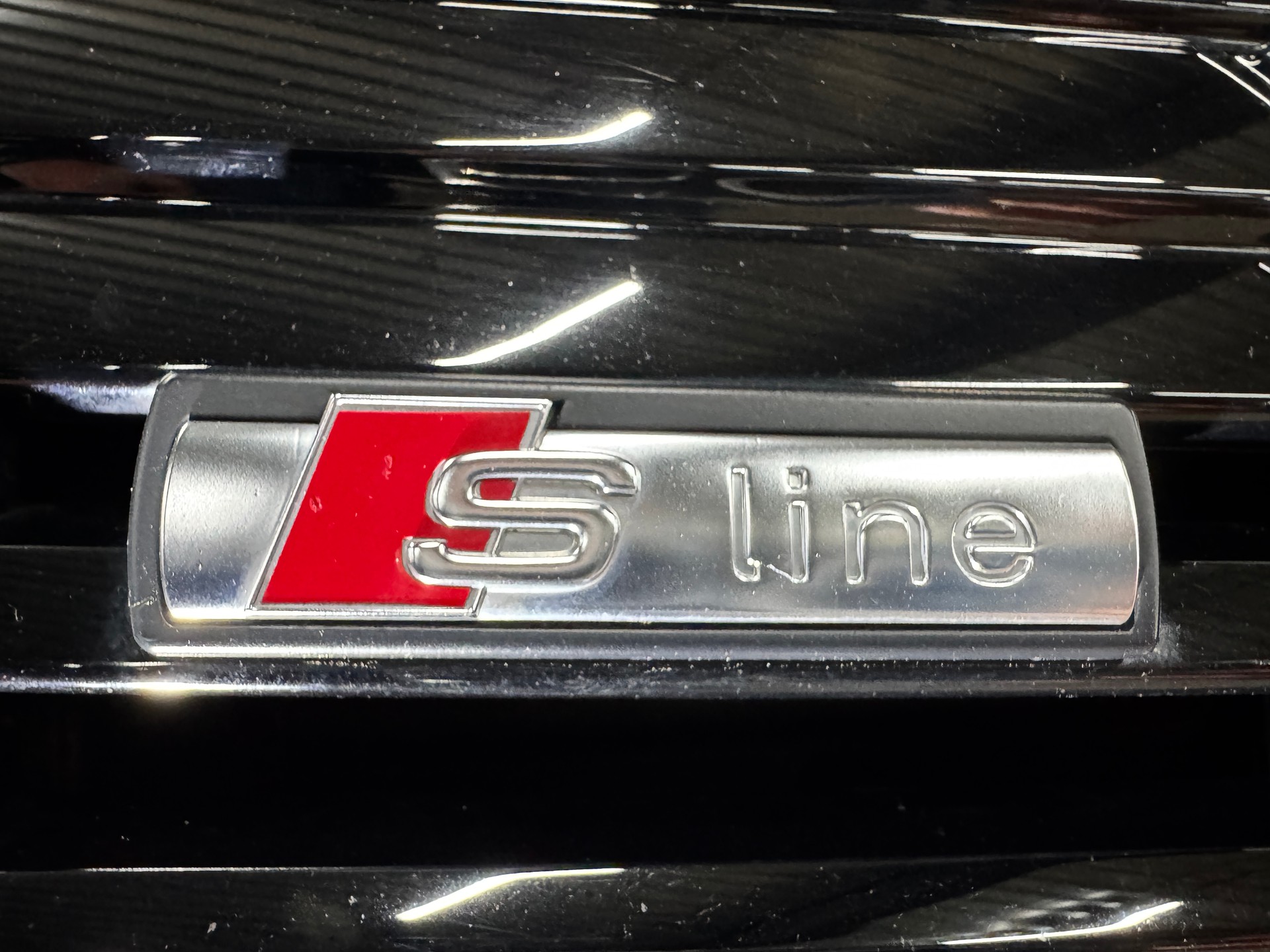 AUDI e-tron 55 Sportback S Line Black Edition quattro 95kWh 408PS / CH-Fahrzeug mit TOP-Ausstattung-image-12