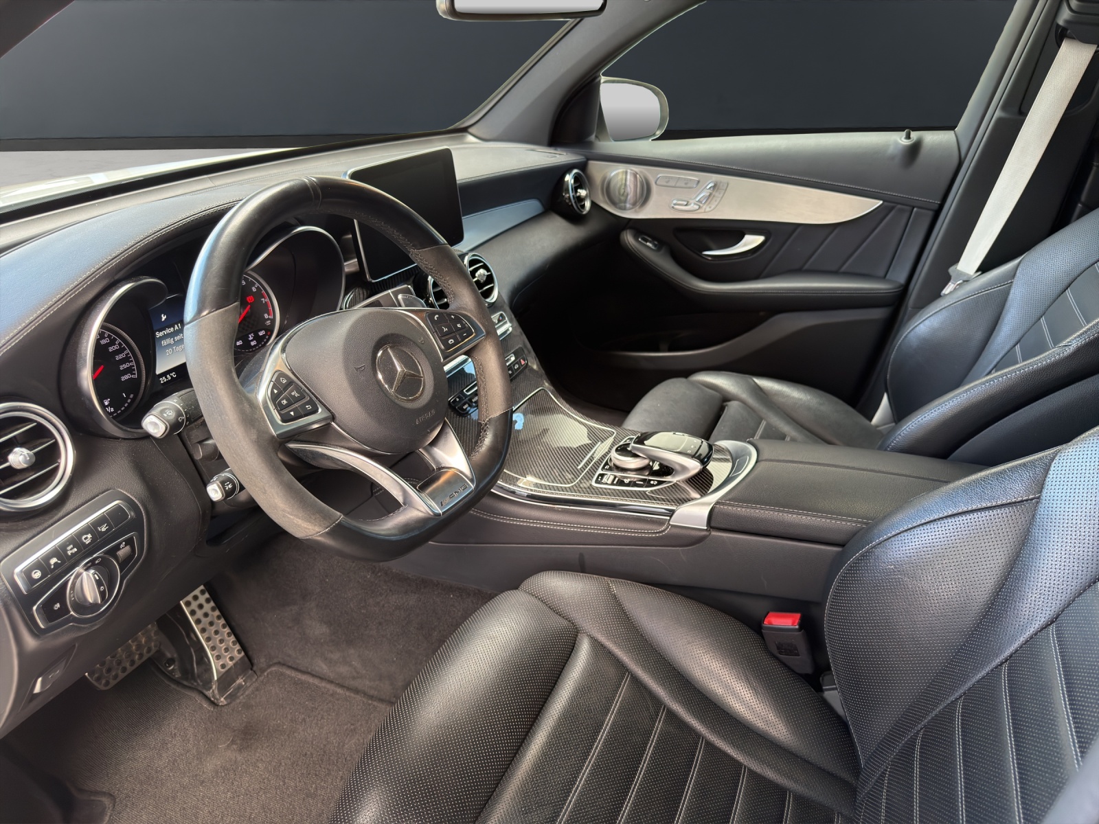 MERCEDES-BENZ GLC Coupé 43 AMG 4Matic 9G-Tronic-image-9
