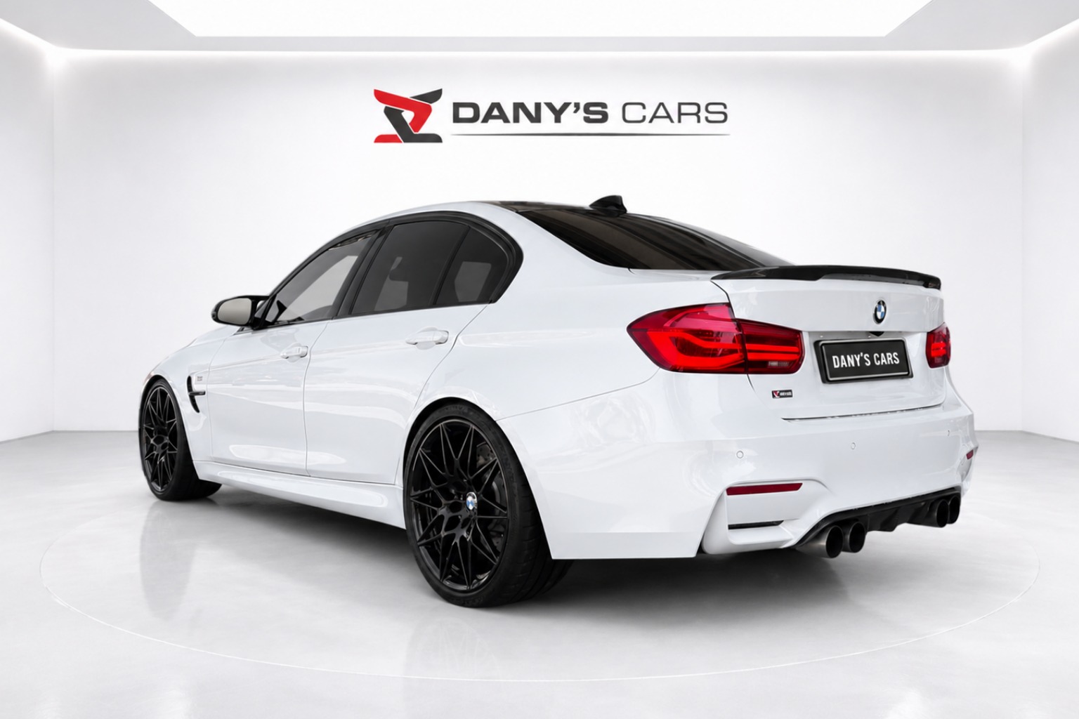 BMW M3 Competition LCI-2-image-4