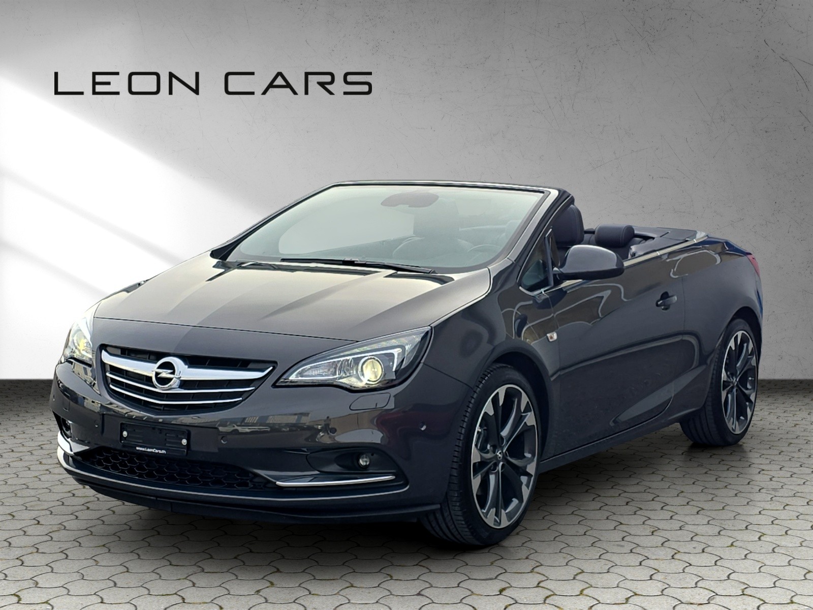 OPEL Cascada 1.6i 16V Cosmo nur 17`100 km