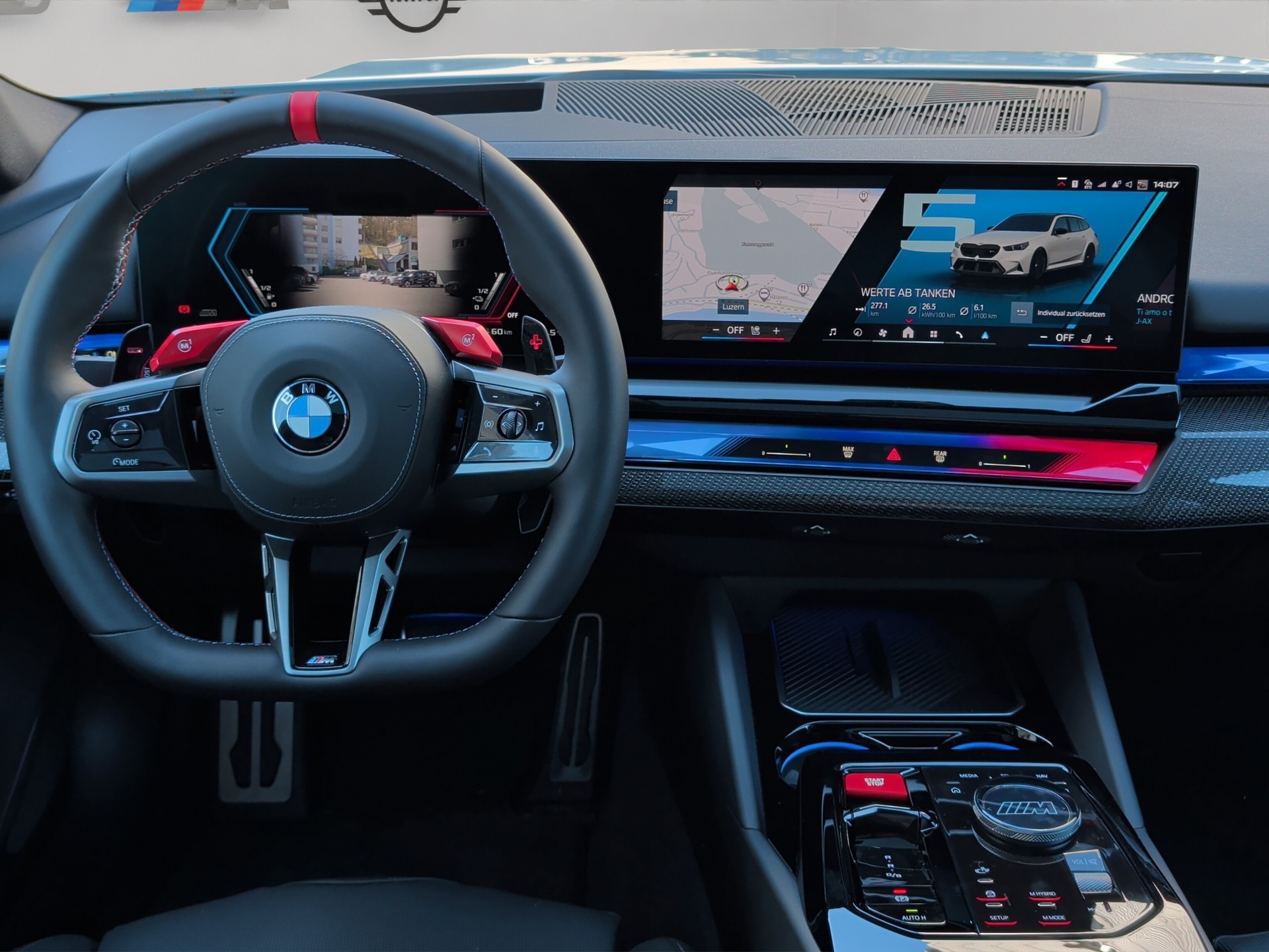BMW M5 xDrive Touring-image-16