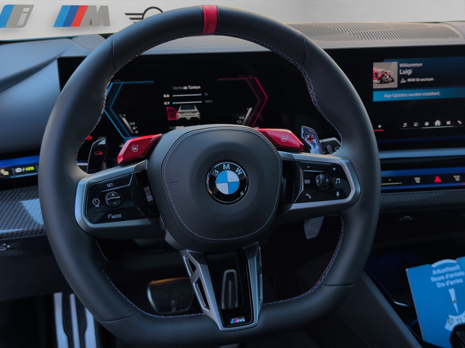BMW M5 xDrive Touring-image-14