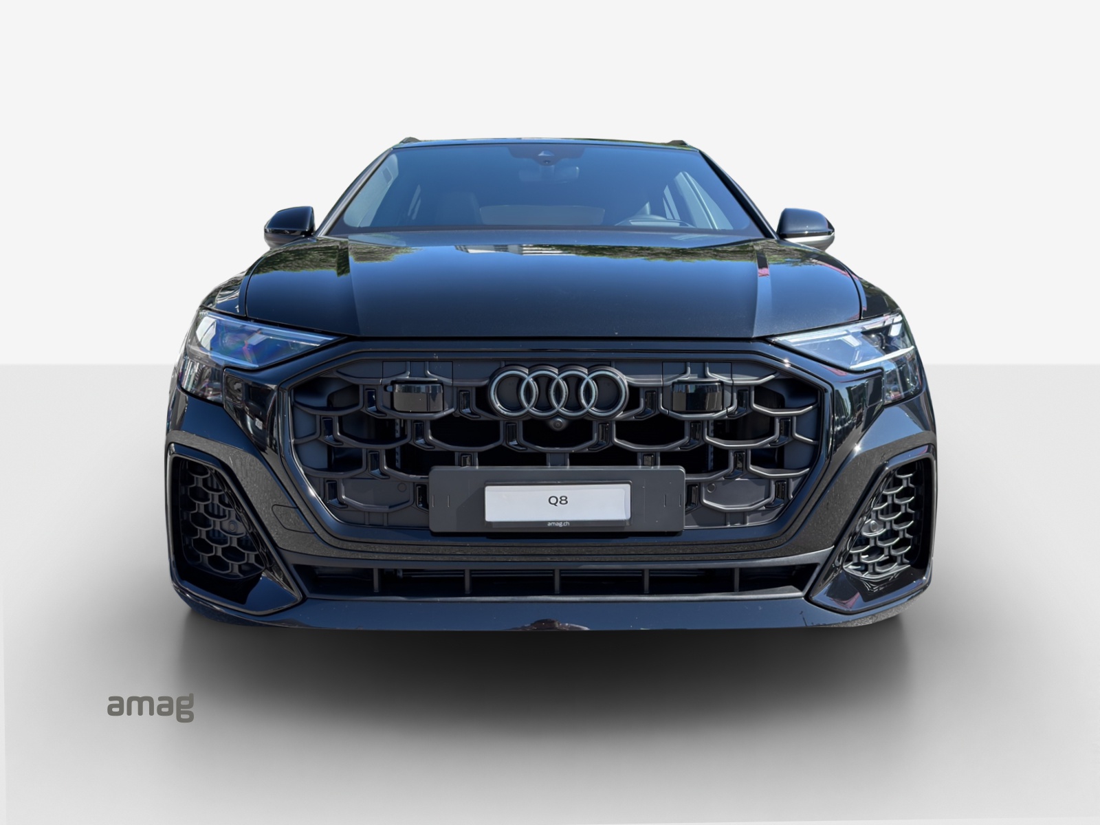 AUDI Q8 SUV TFSI e quattro 290 kW Attraction tiptronic-image-10