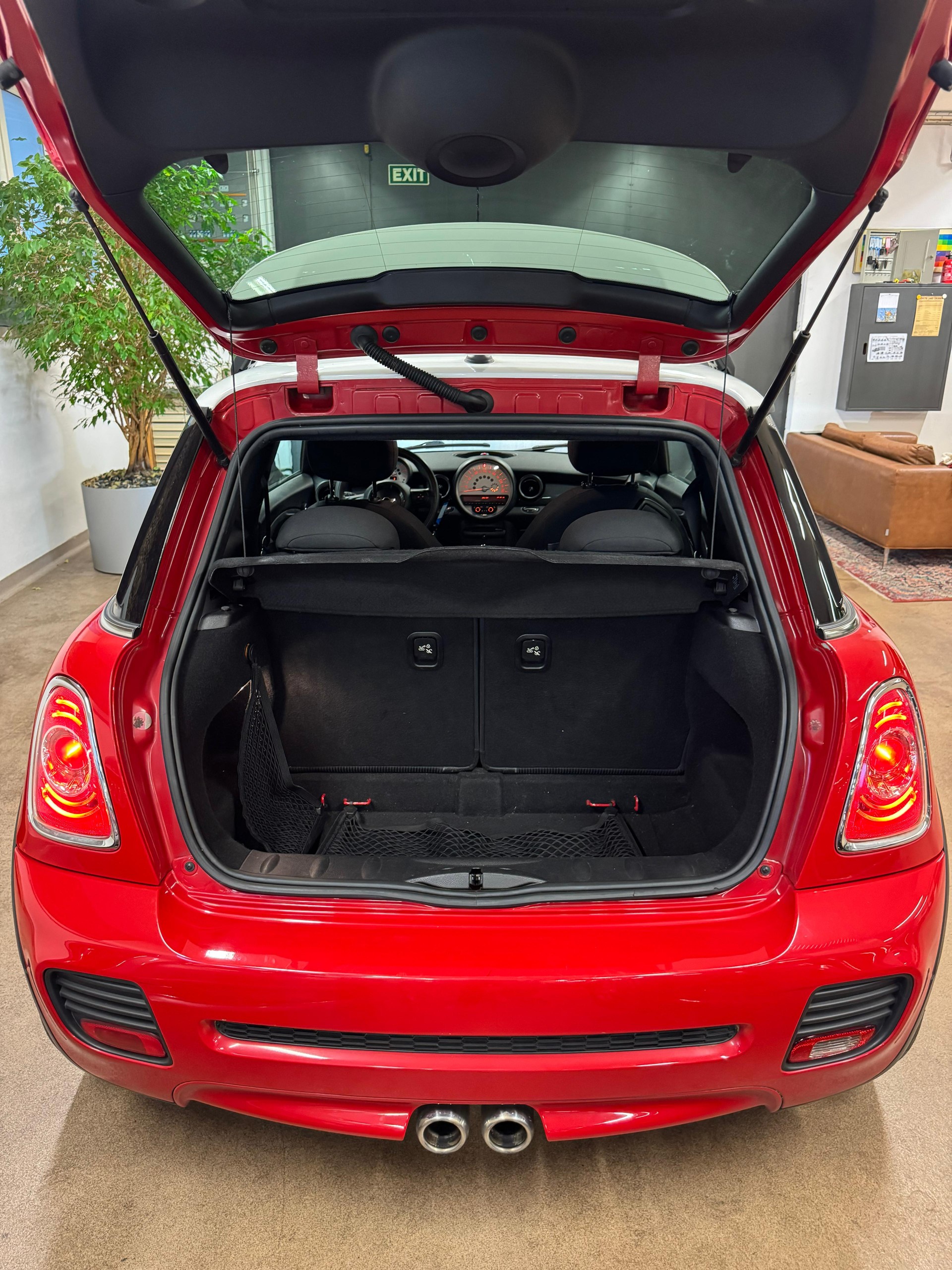 MINI Cooper SD-image-9