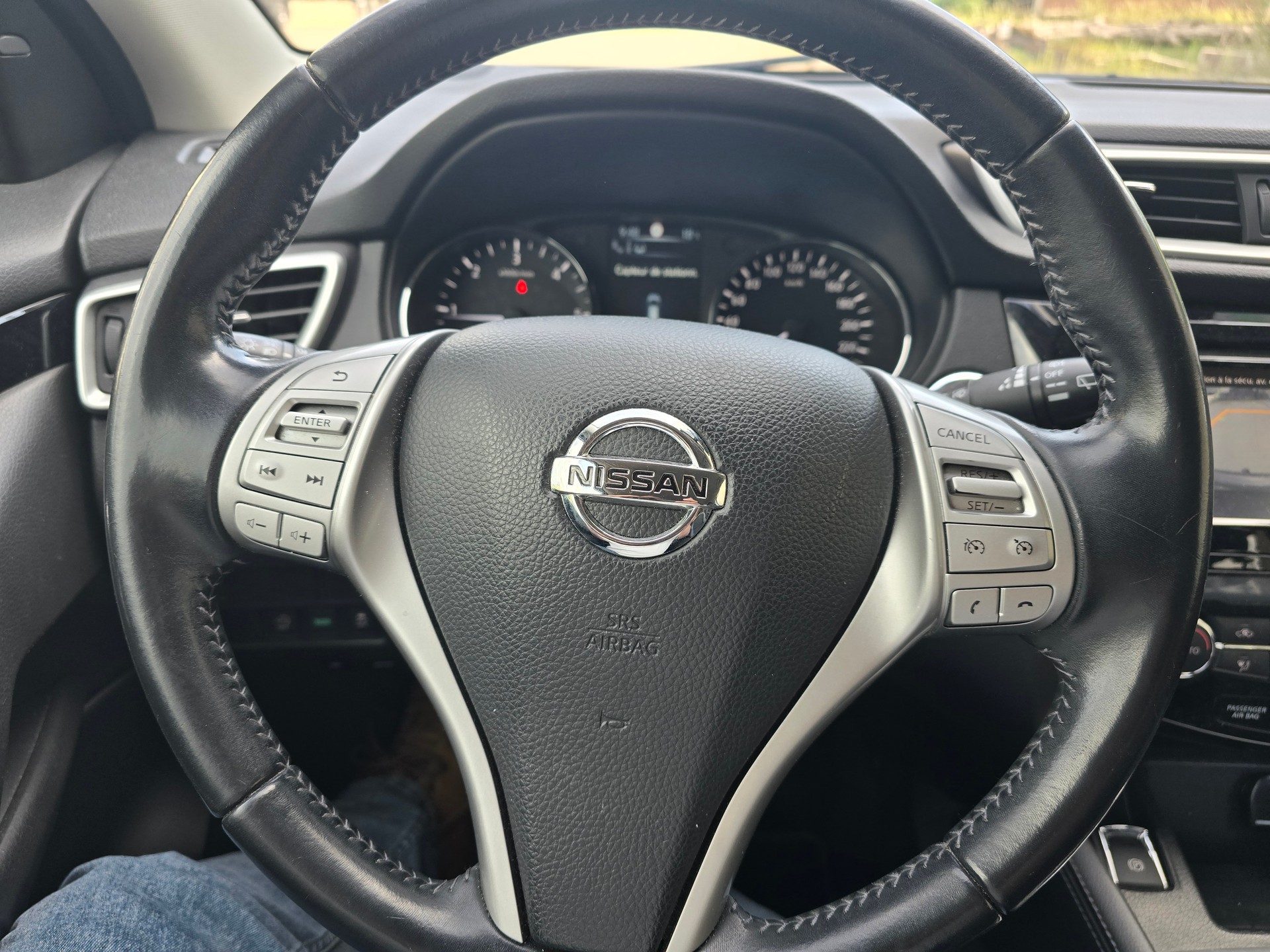 NISSAN Qashqai 1.6 dCi tekna Xtronic CVT-image-9