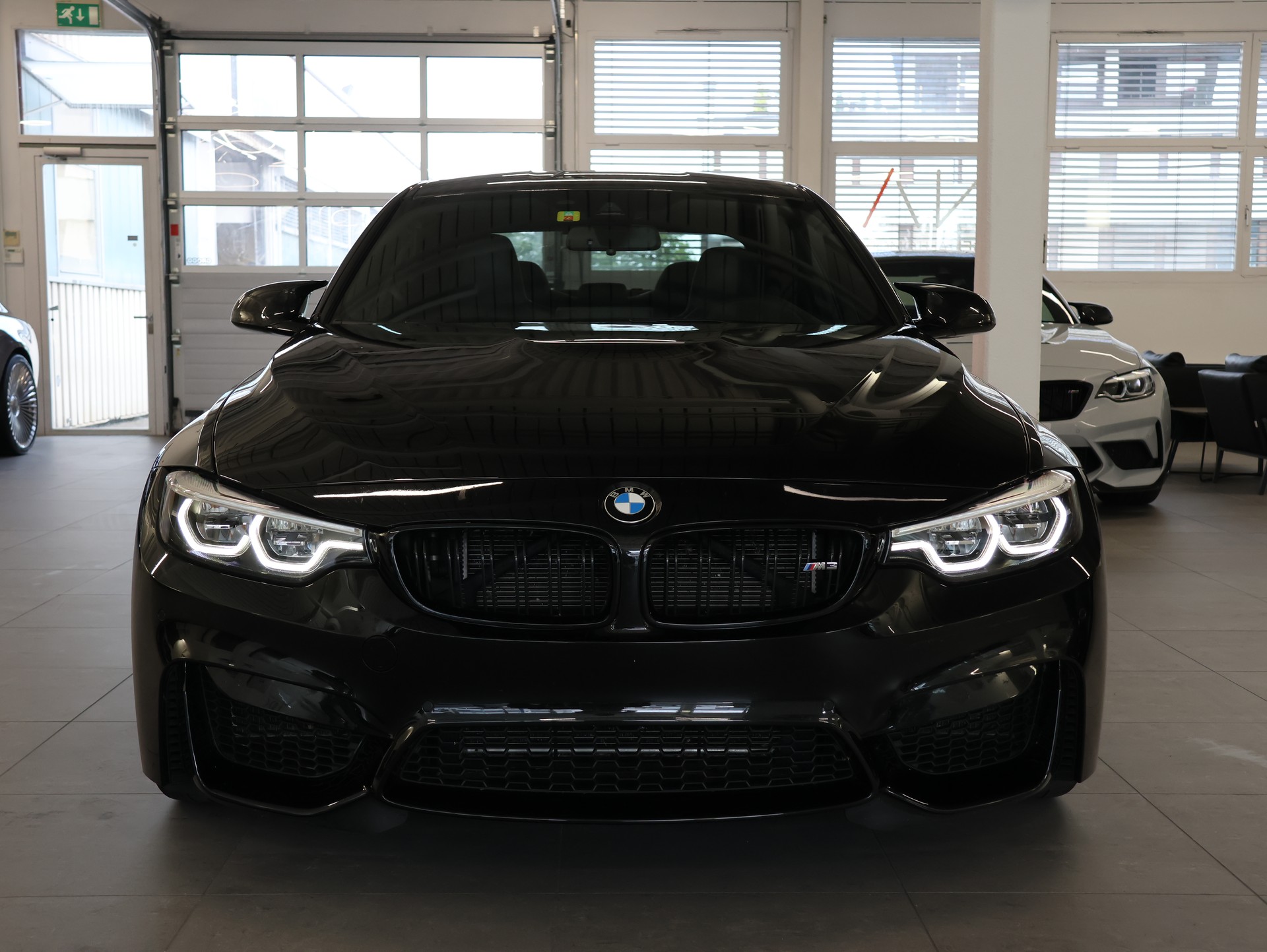 BMW M3 Drivelogic *Harman & Kardon* *Aulitzky Abgassanlage* *M-Performance*-showroom-element-2