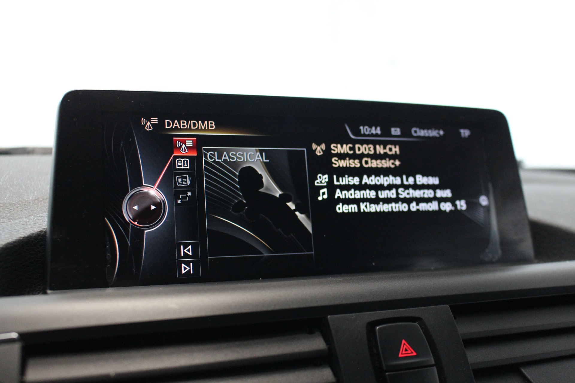 BMW 118d-image-15