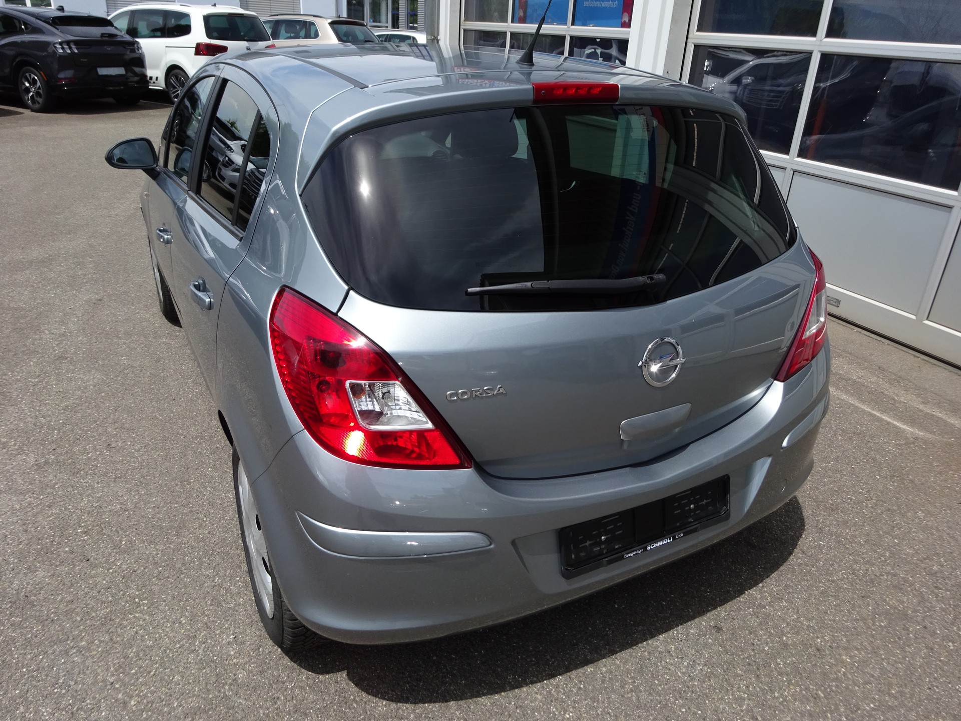 OPEL Corsa 1.4 TP Enjoy-image-1