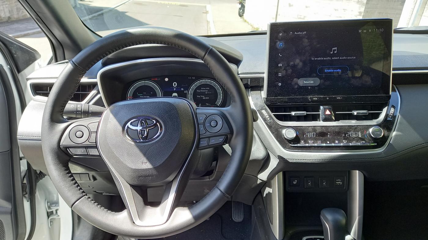 TOYOTA Corolla Cross 2.0 4WD Comfort e-CVT-image-5
