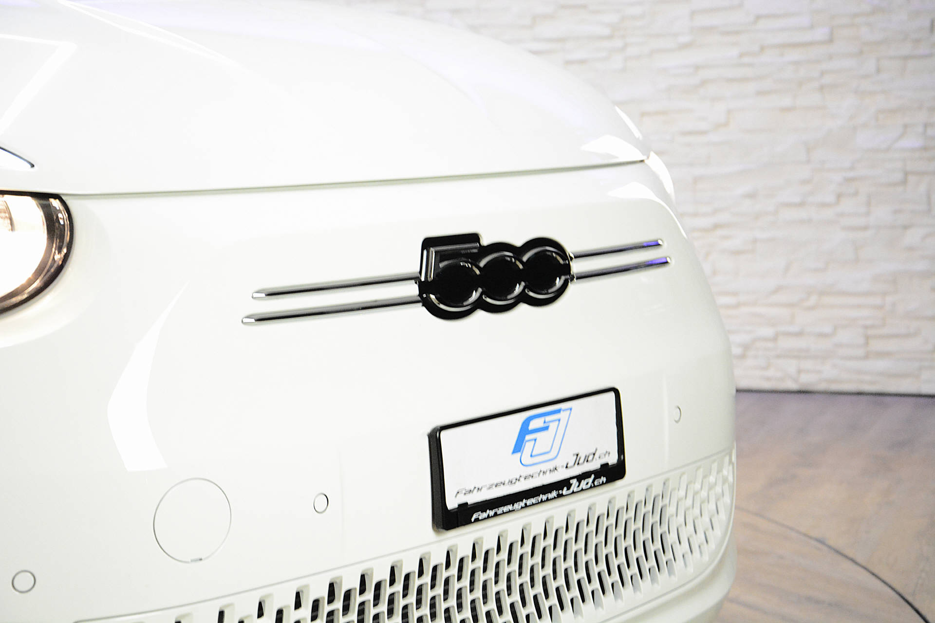 FIAT 500 Red Komfortpaket-image-30