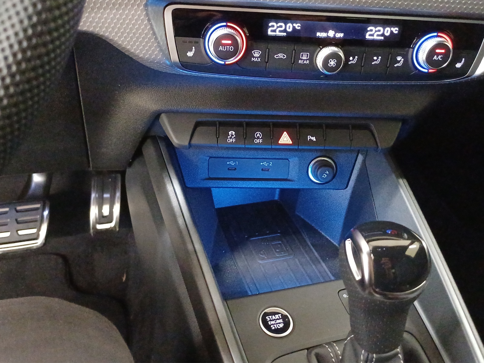 AUDI A1 Sportback 35 TFSI S Line S-tronic-image-10