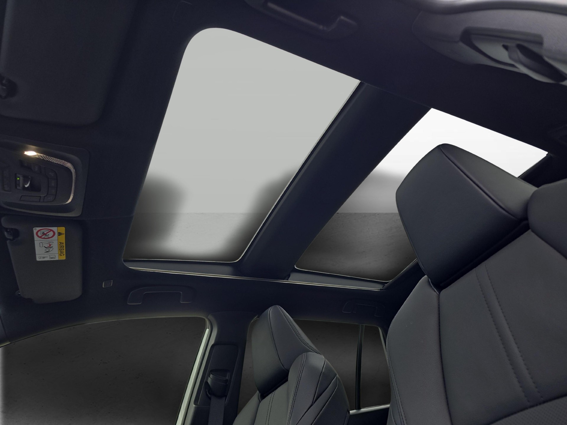 TOYOTA Corolla Cross 2.0 HSD Premium AWD-i / ab 3,99% Leasing bei Abschluss einer Protect Autoversicherung-image-18