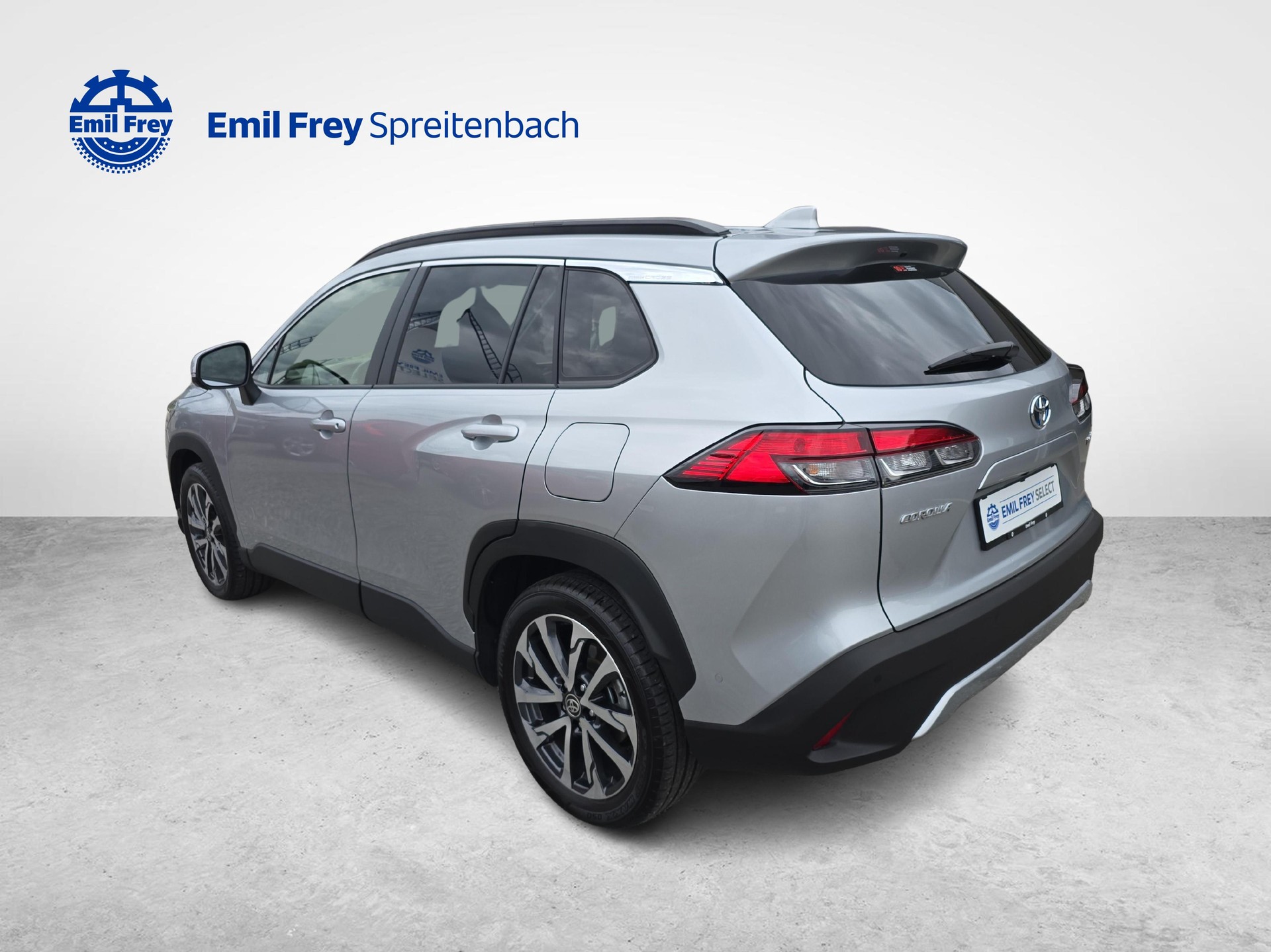 TOYOTA Corolla Cross 2.0 HSD Premium AWD-i / ab 3,99% Leasing bei Abschluss einer Protect Autoversicherung-image-2