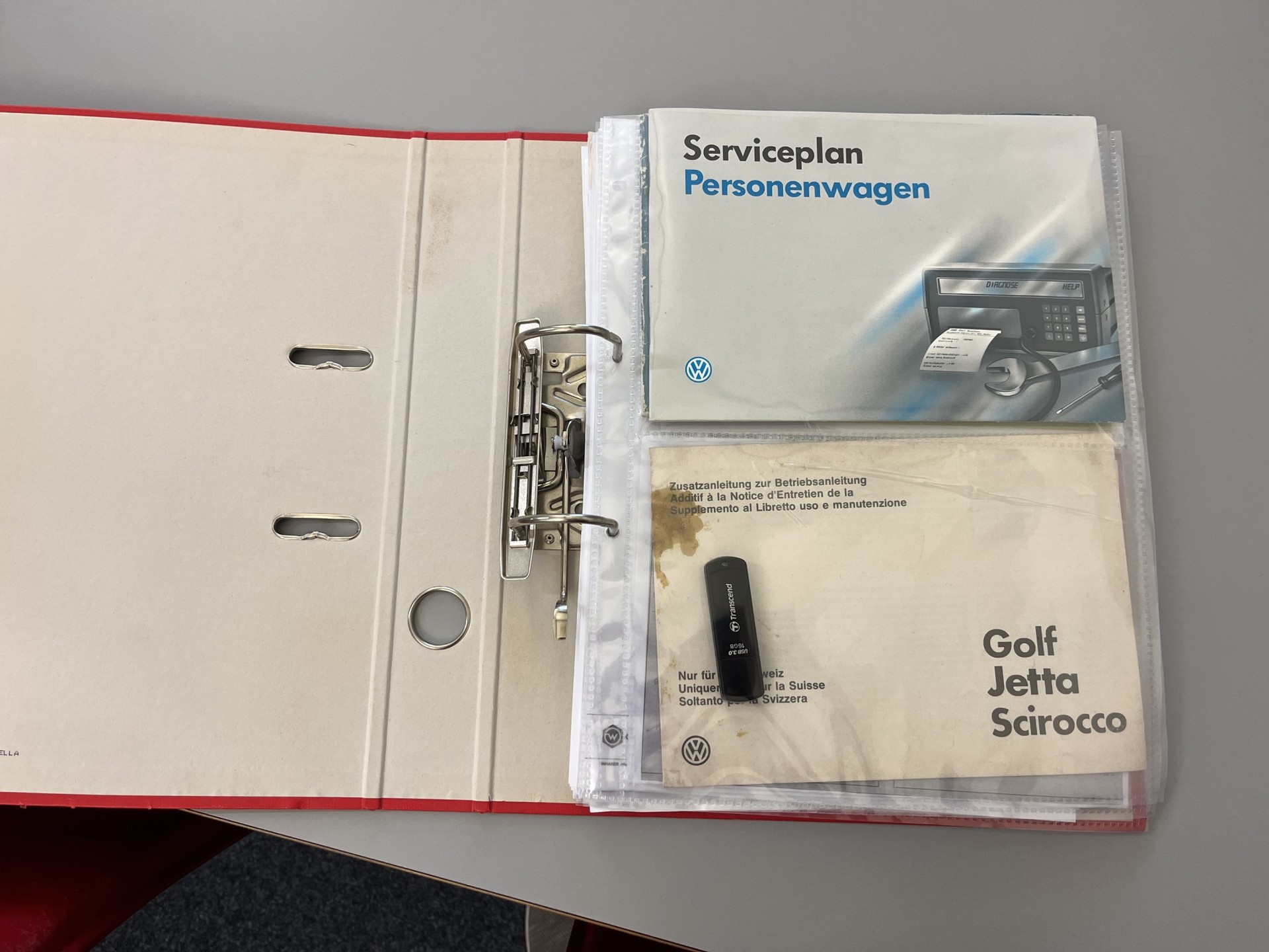 VW Golf 1800 GTI "Trophy" Orginal, Top Fahrzeug!!-image-19