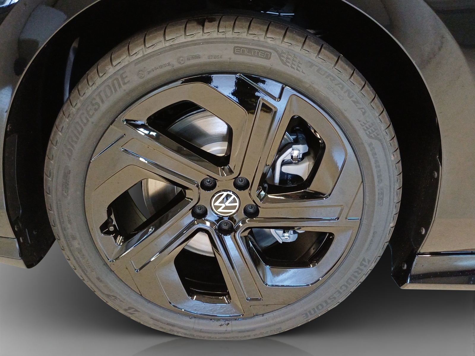 VW ID.7 Tourer GTX 86 kWh GTX 4 Motion-image-13