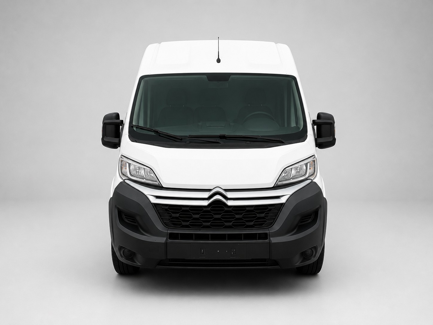 CITROEN Jumper 33 2.0 BlueHDi 130 Attraction L2H2-image-1