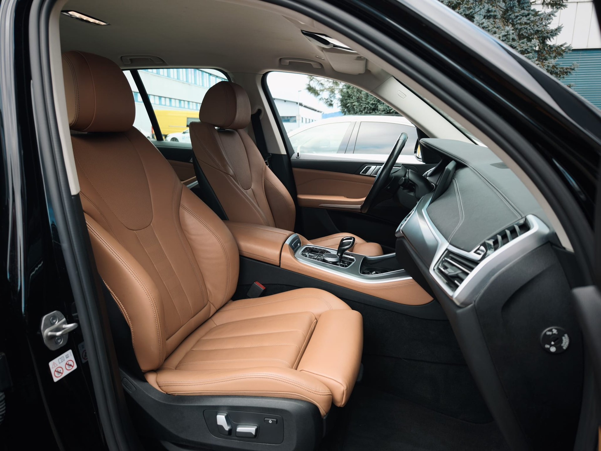 BMW X5 30d xDrive 7 Sitzer CH FAHRZEUG-image-7
