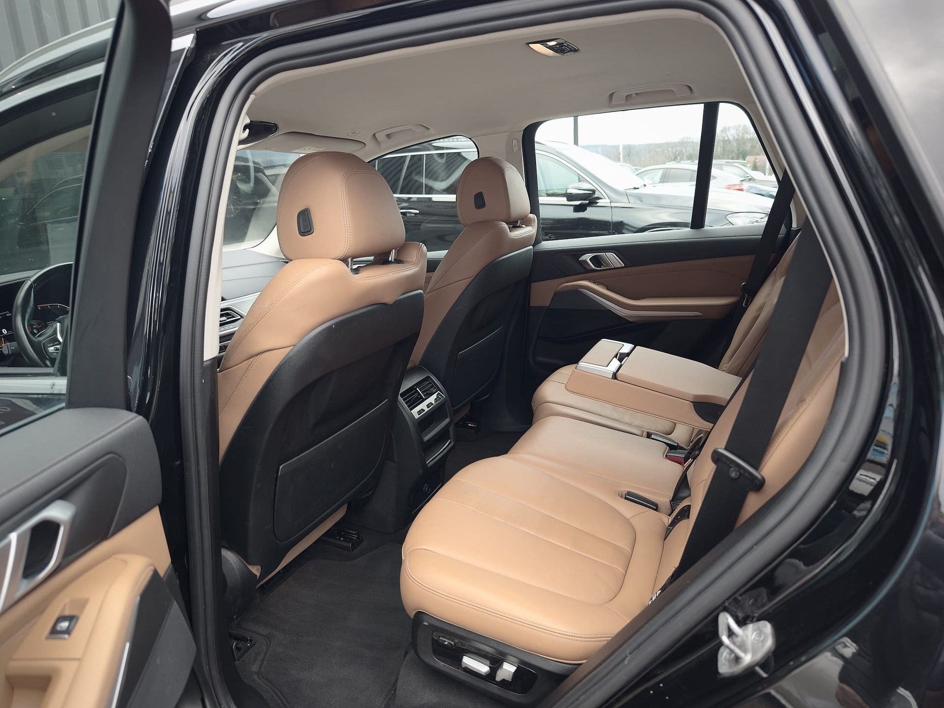 BMW X5 30d xDrive 7 Sitzer CH FAHRZEUG-image-14