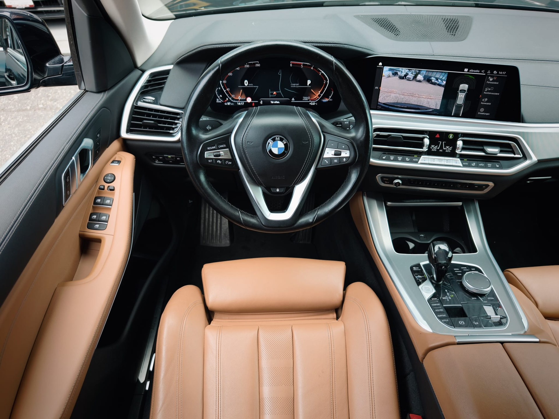 BMW X5 30d xDrive 7 Sitzer CH FAHRZEUG-image-8