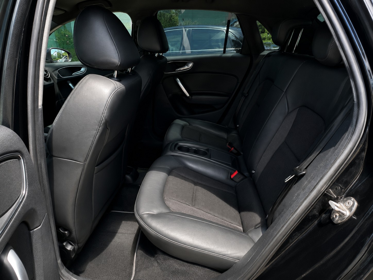 AUDI A1 Sportback Sport 1.4 TFSI Ambition S-Tronic-image-4