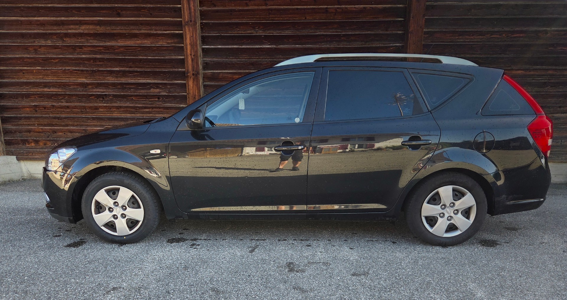 KIA Cee'd Sporty Wagon 1.4 16V _seven-image-1