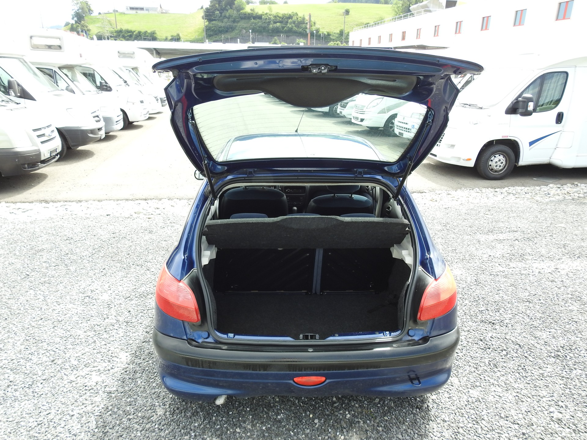 PEUGEOT 206 1.6 16V XT-image-6