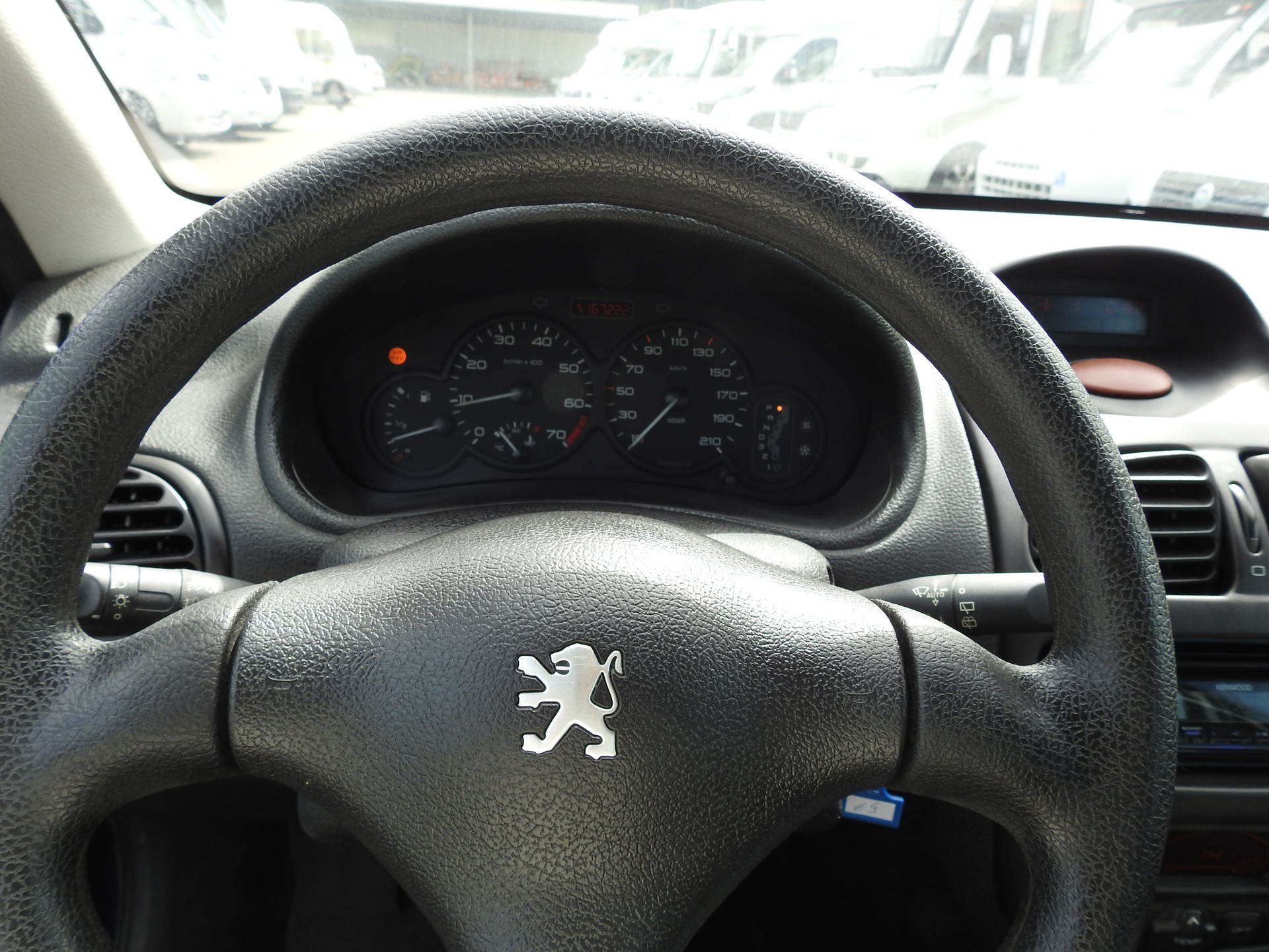 PEUGEOT 206 1.6 16V XT-image-15