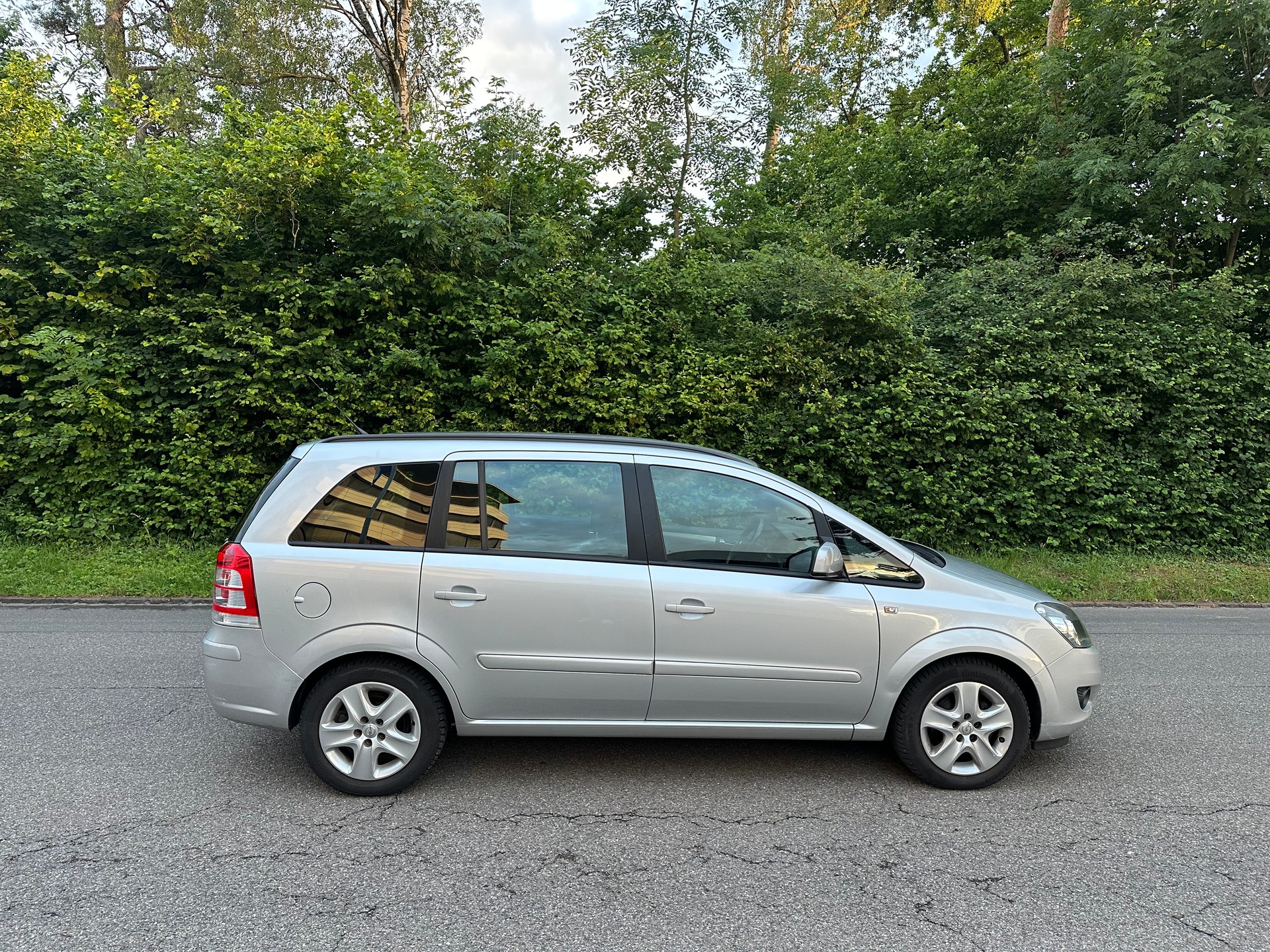 OPEL Zafira 1.8i 16V Enjoy-image-3