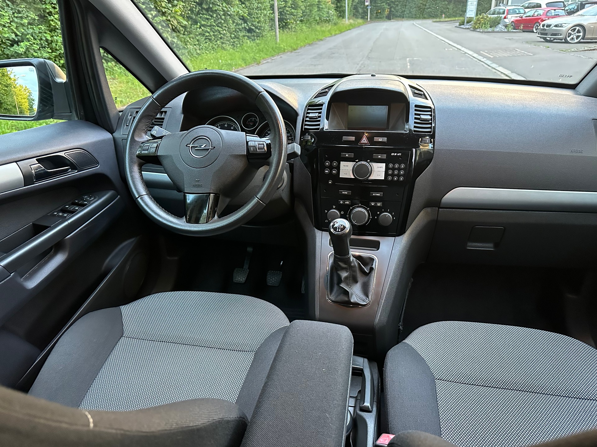 OPEL Zafira 1.8i 16V Enjoy-image-12